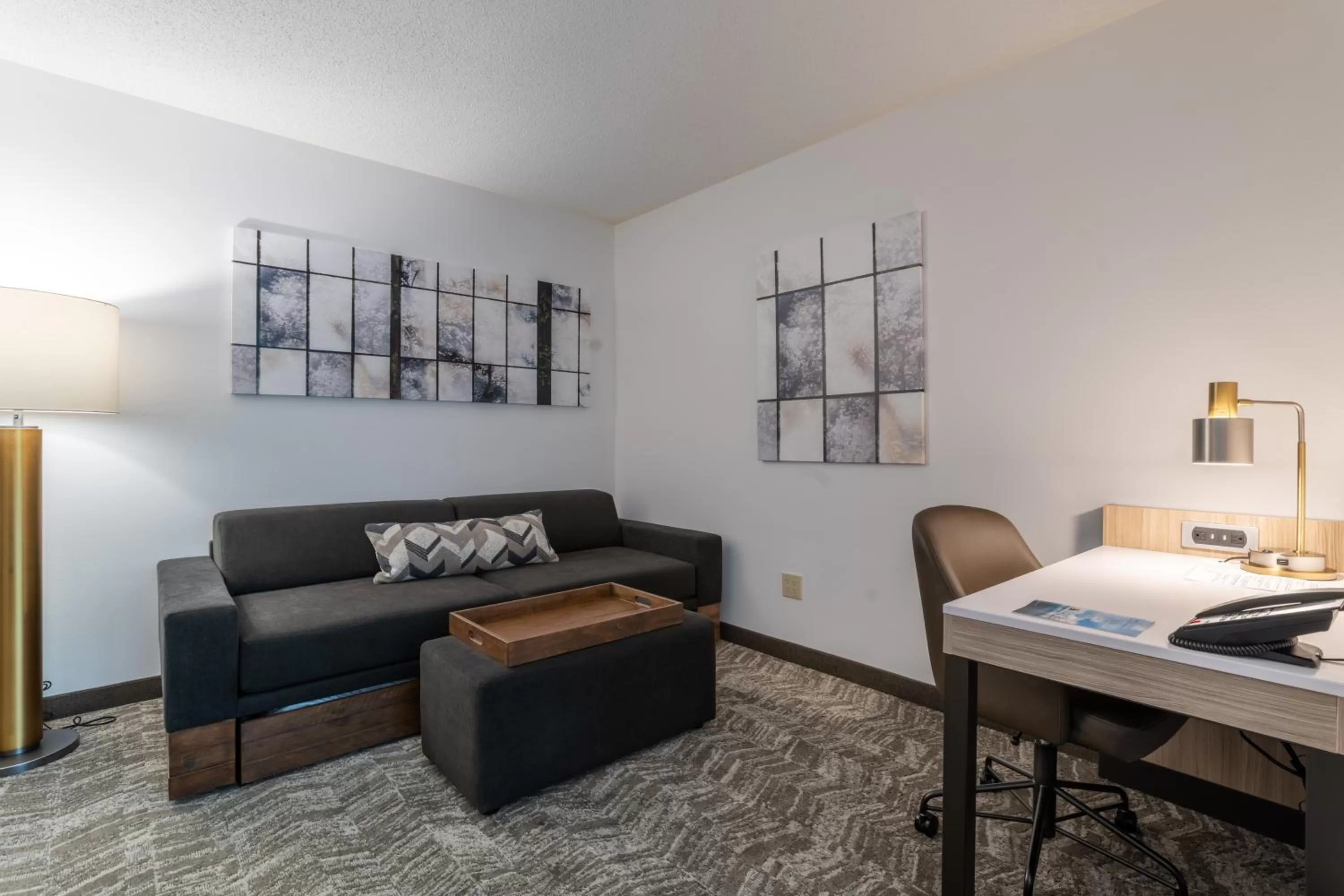 Seating area in SpringHill Suites Gainesville