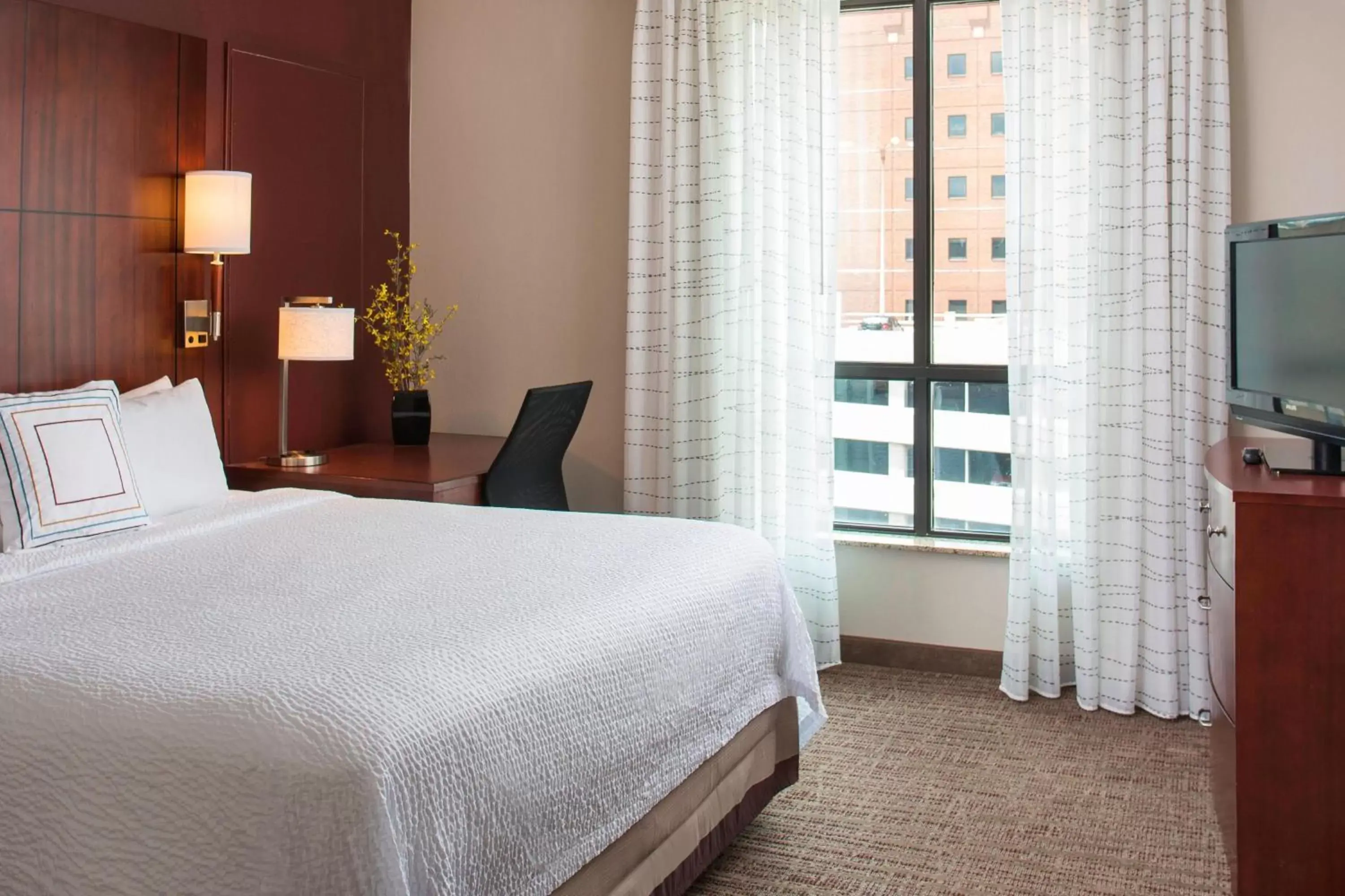 Bedroom, Bed in Residence Inn by Marriott Birmingham Downtown UAB