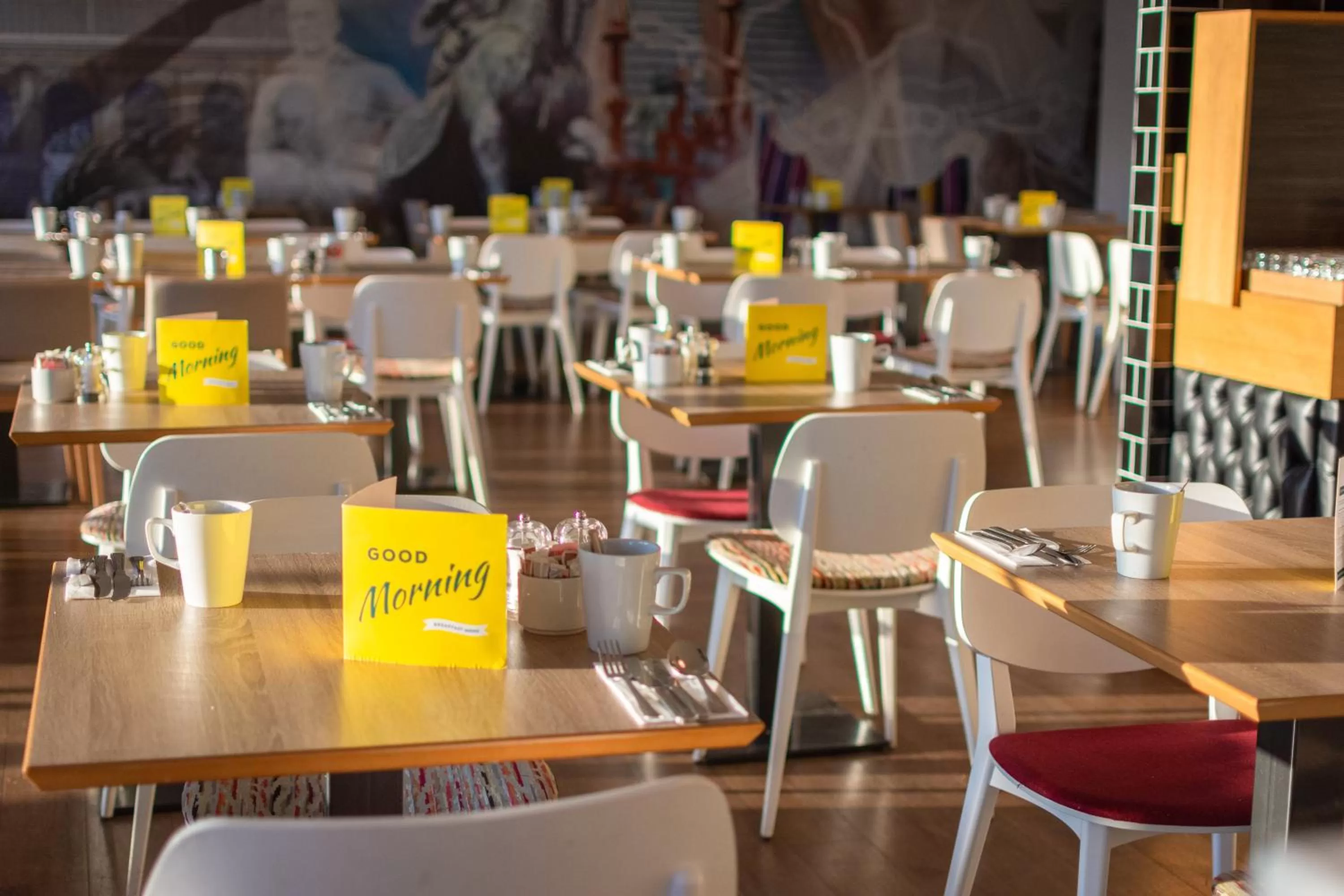 Restaurant/places to eat in Holiday Inn Liverpool City Centre by IHG