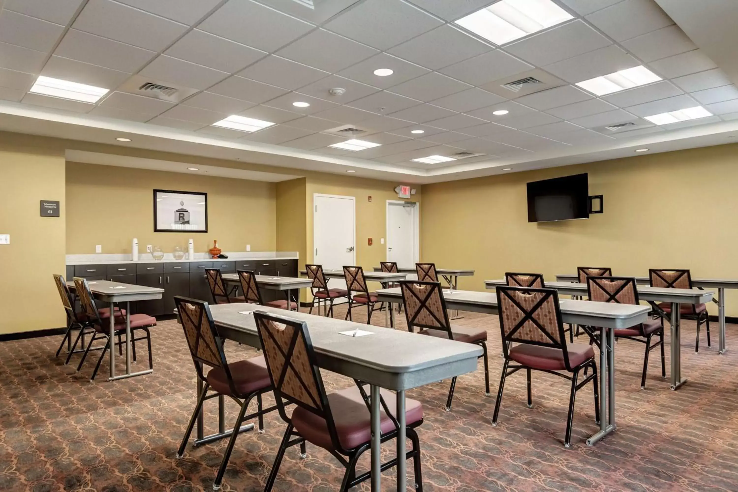 Meeting/conference room, Restaurant/Places to Eat in Hampton Inn Poplar Bluff