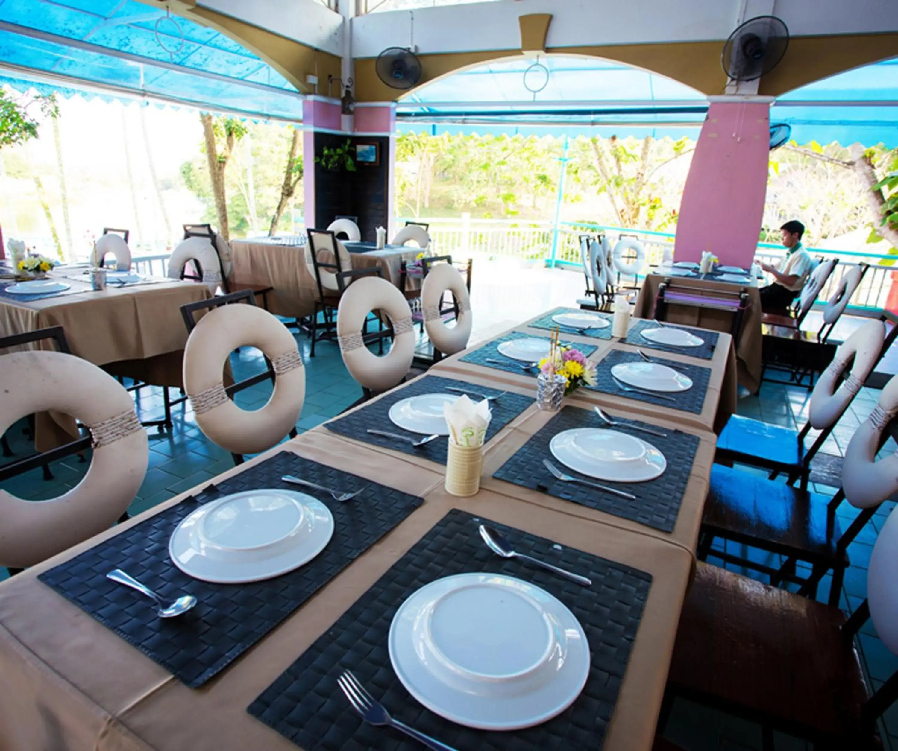 Restaurant/places to eat in Brookside Valley Resort Restaurant/places to eat in Brookside Valley Resort