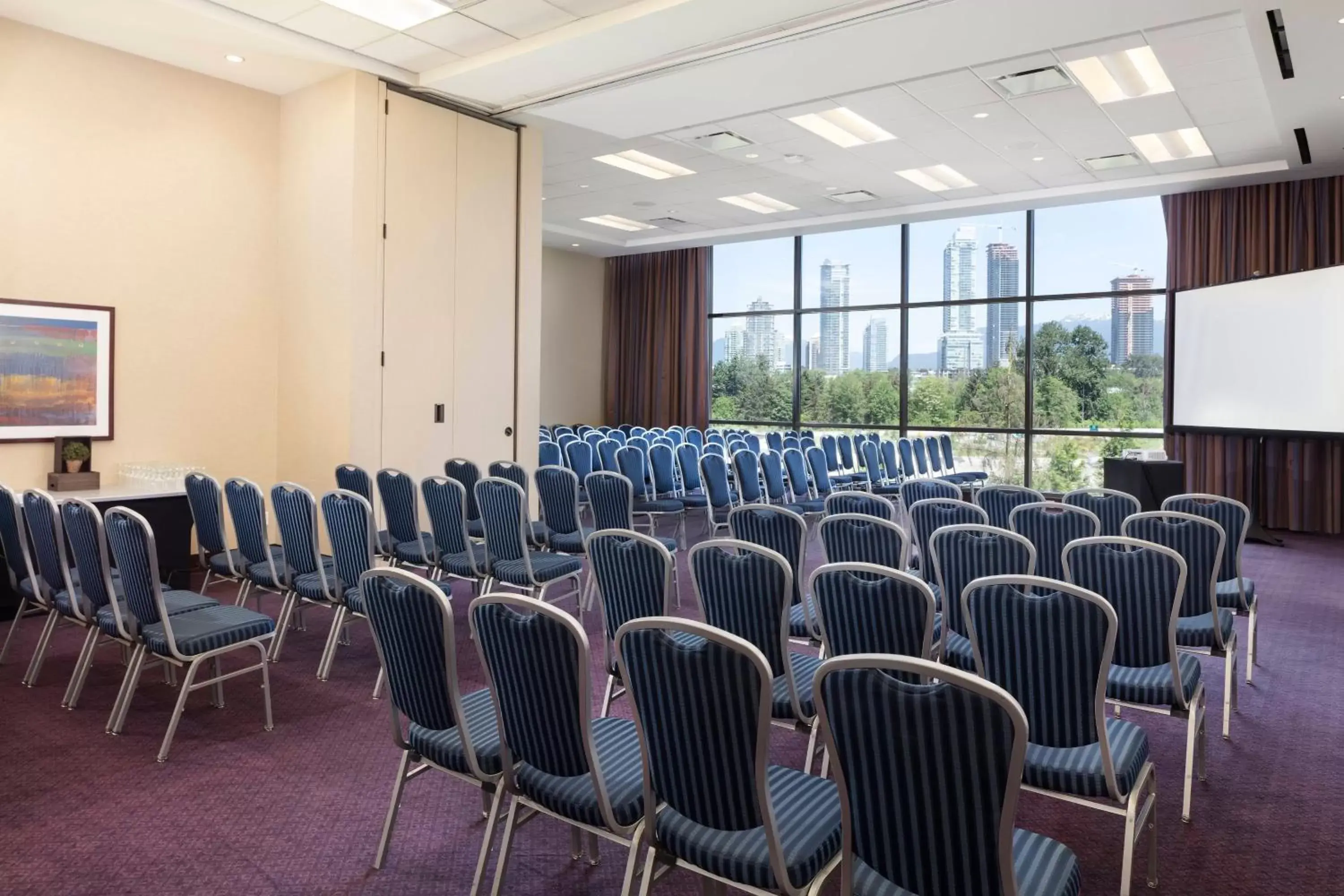 Meeting/conference room in Delta Hotels by Marriott Burnaby Conference Centre