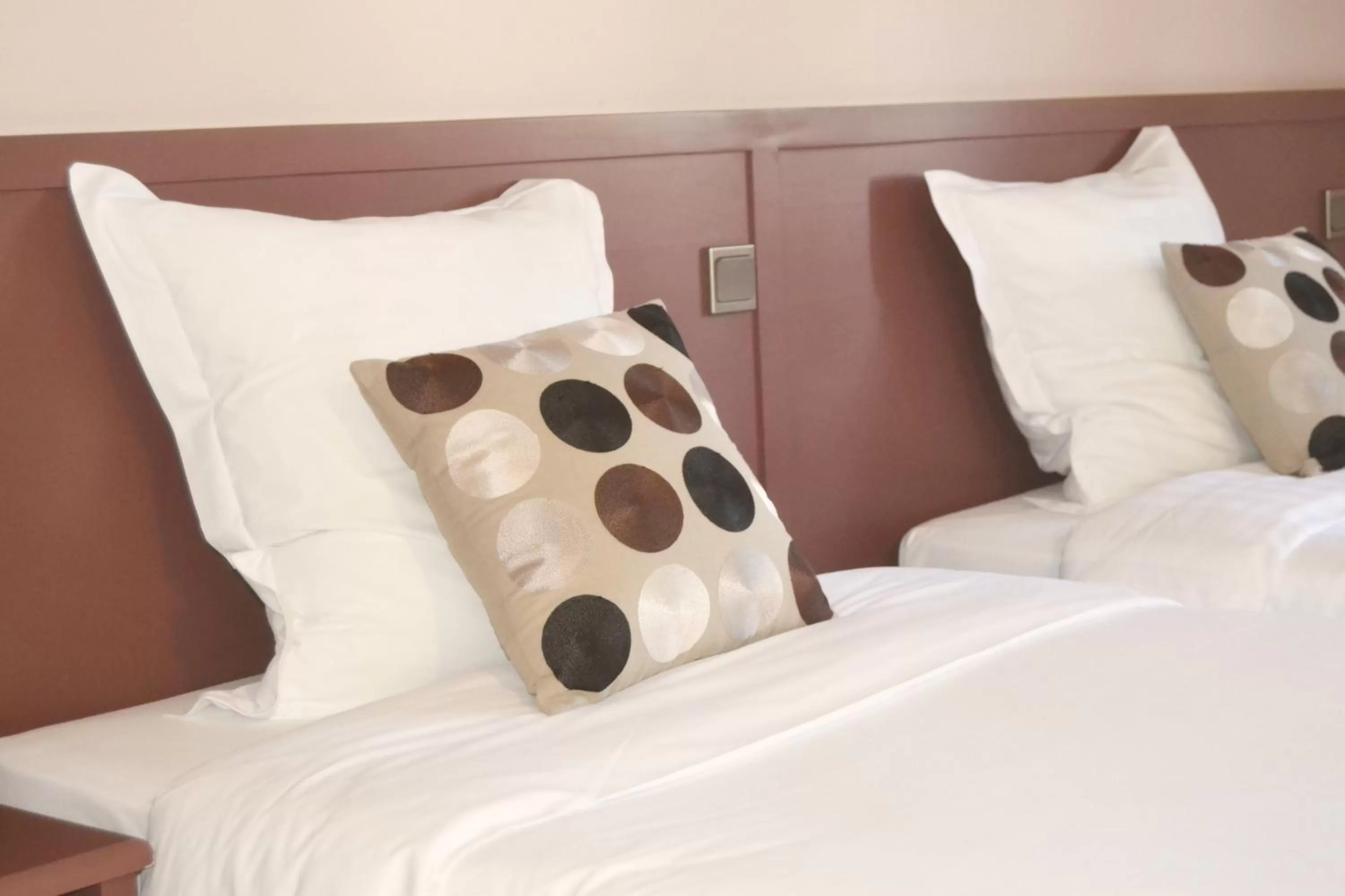 Bed in Logis Hotels - Château Saint Marcel