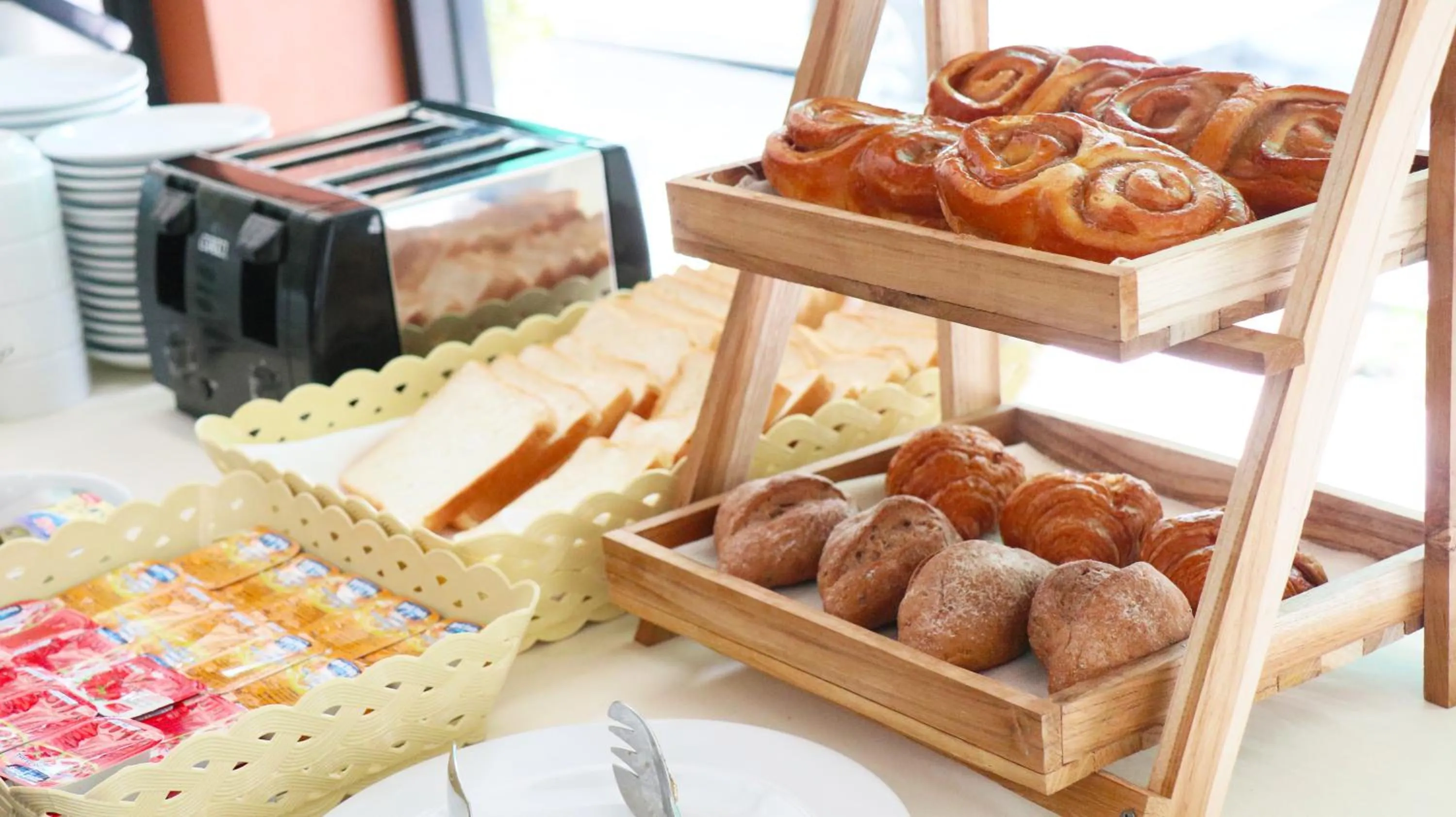 Buffet breakfast in Admiral Suites Bangkok