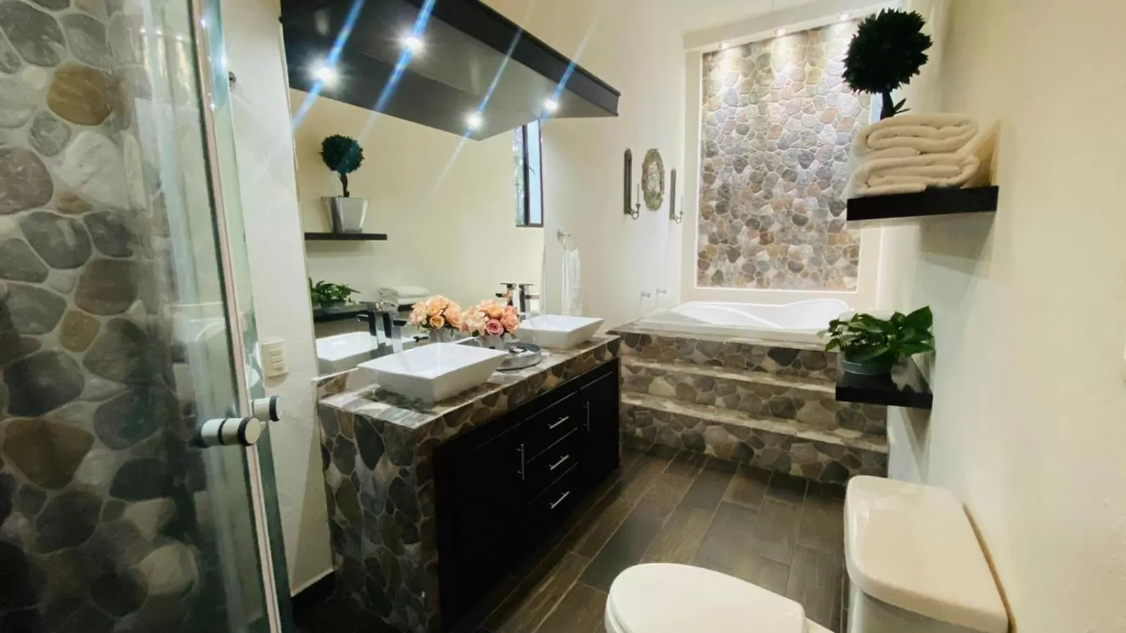 Bathroom in Suites Campestres Montebello