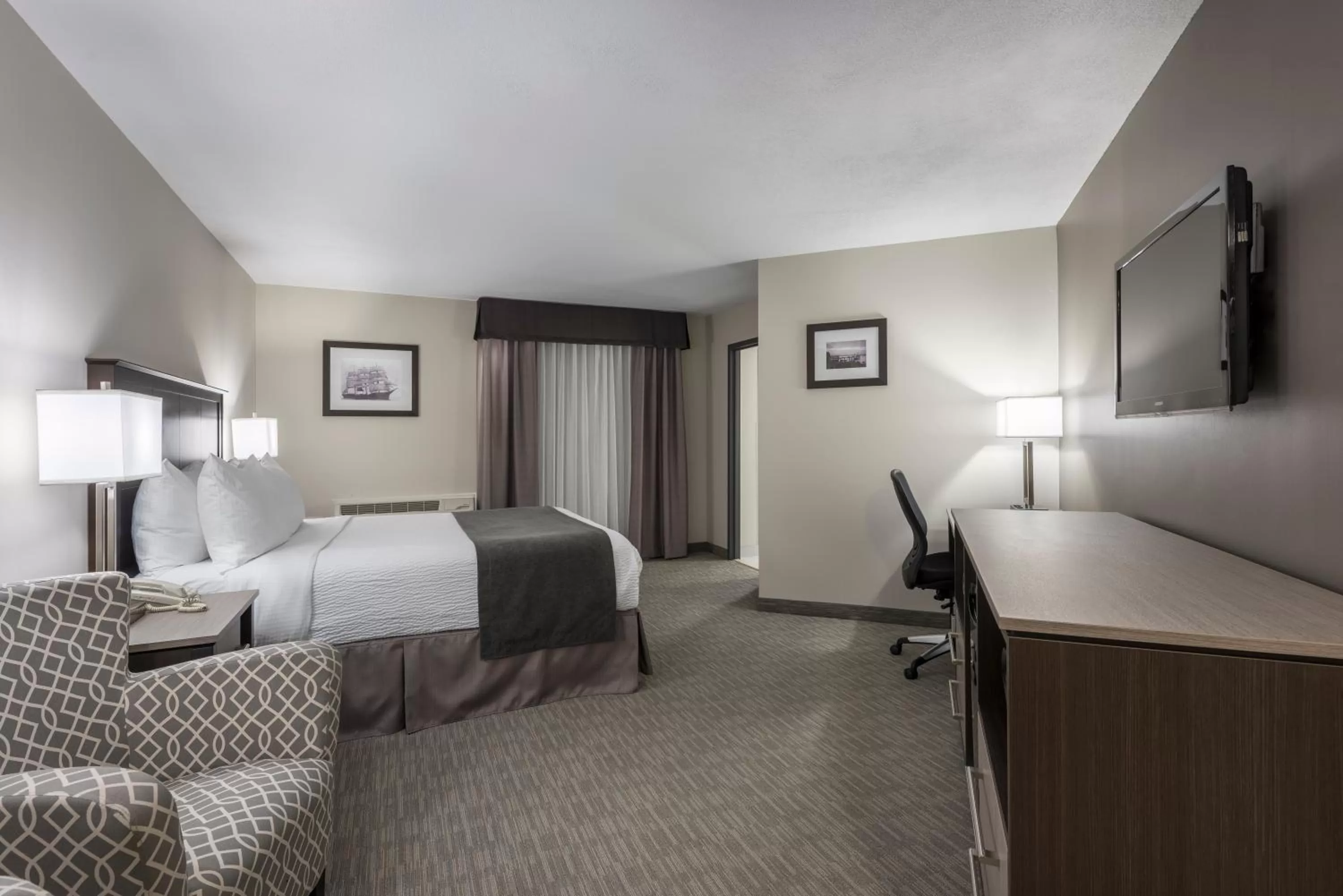 Bedroom, Bed in Chateau Bedford Trademark Collection by Wyndham