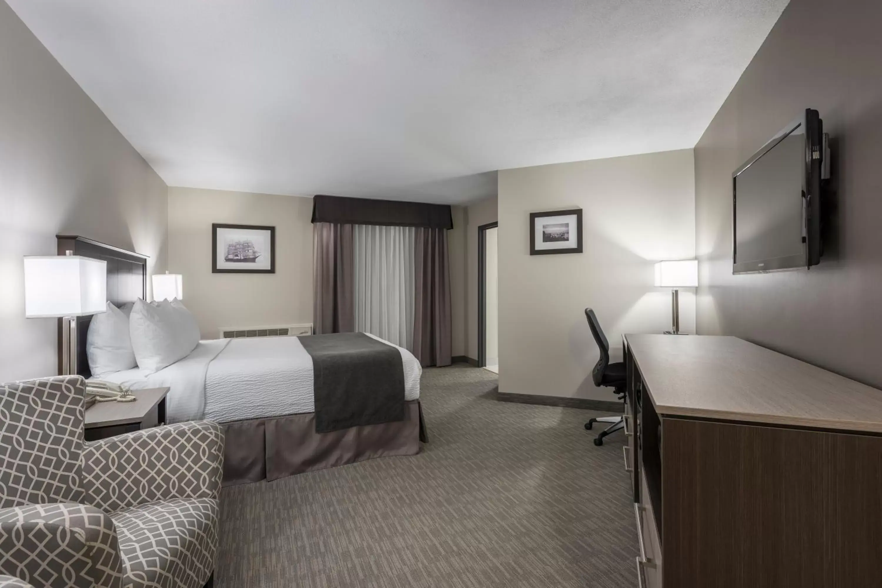 Bedroom, Bed in Chateau Bedford Trademark Collection by Wyndham Bedroom, Bed in Chateau Bedford Trademark Collection by Wyndham