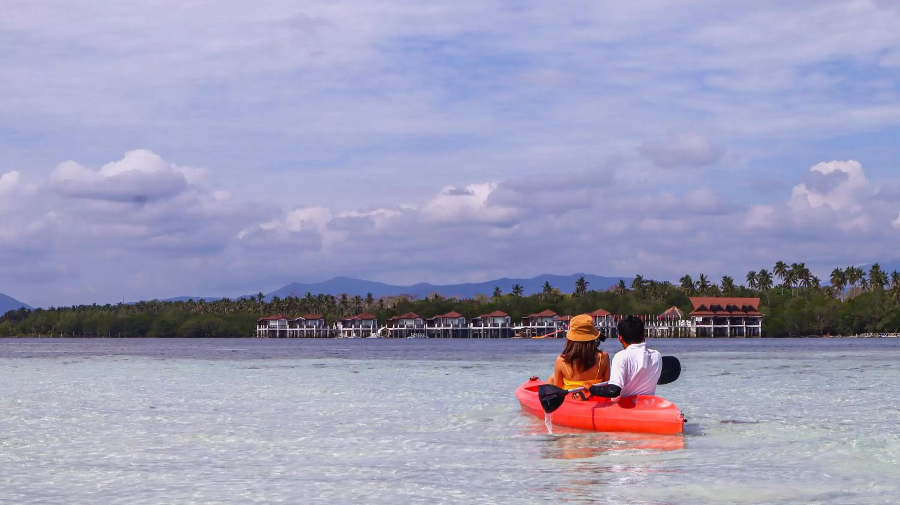 Sports, Canoeing in Princesa Garden Island Resort and Spa