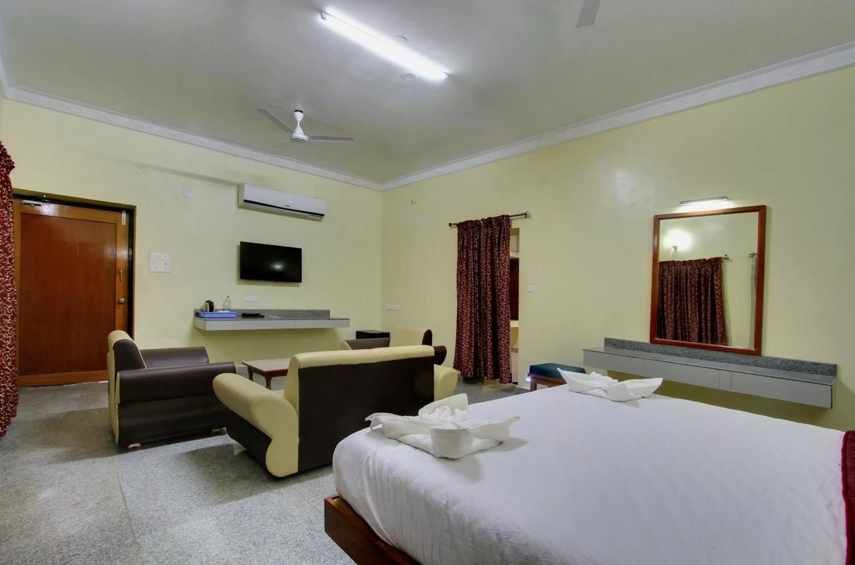 Bedroom in Kanthi Resorts Badami