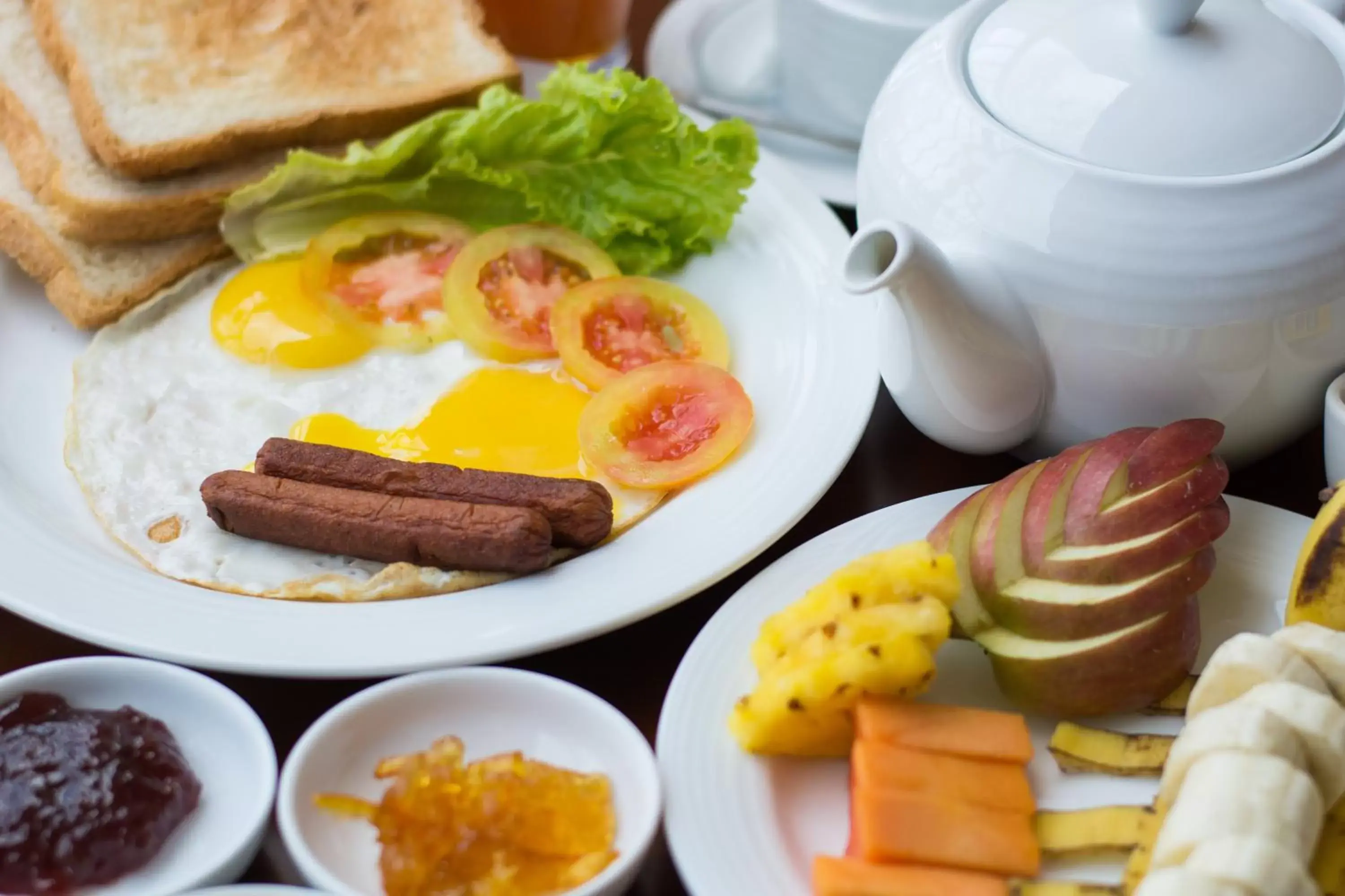 English/Irish breakfast in Ceyloni City Hotel