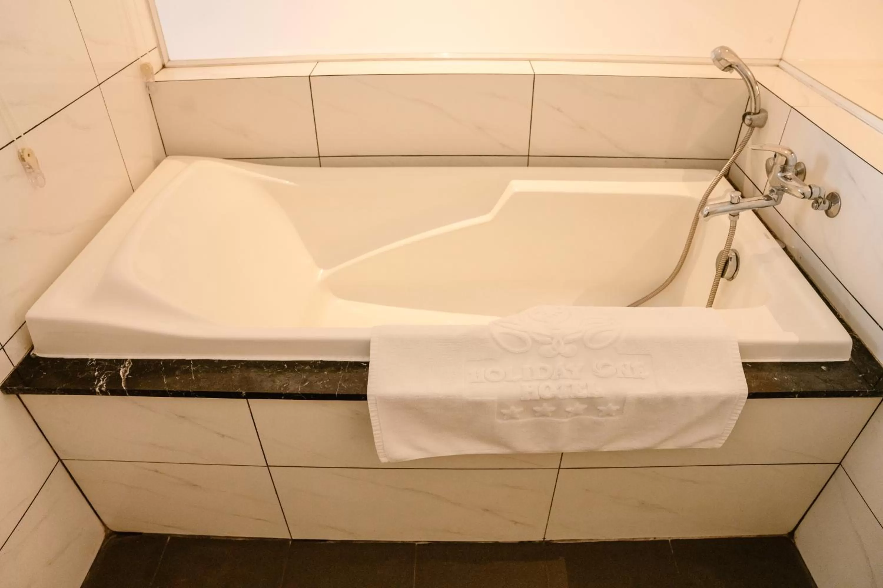 Holiday One Can Tho Hotel