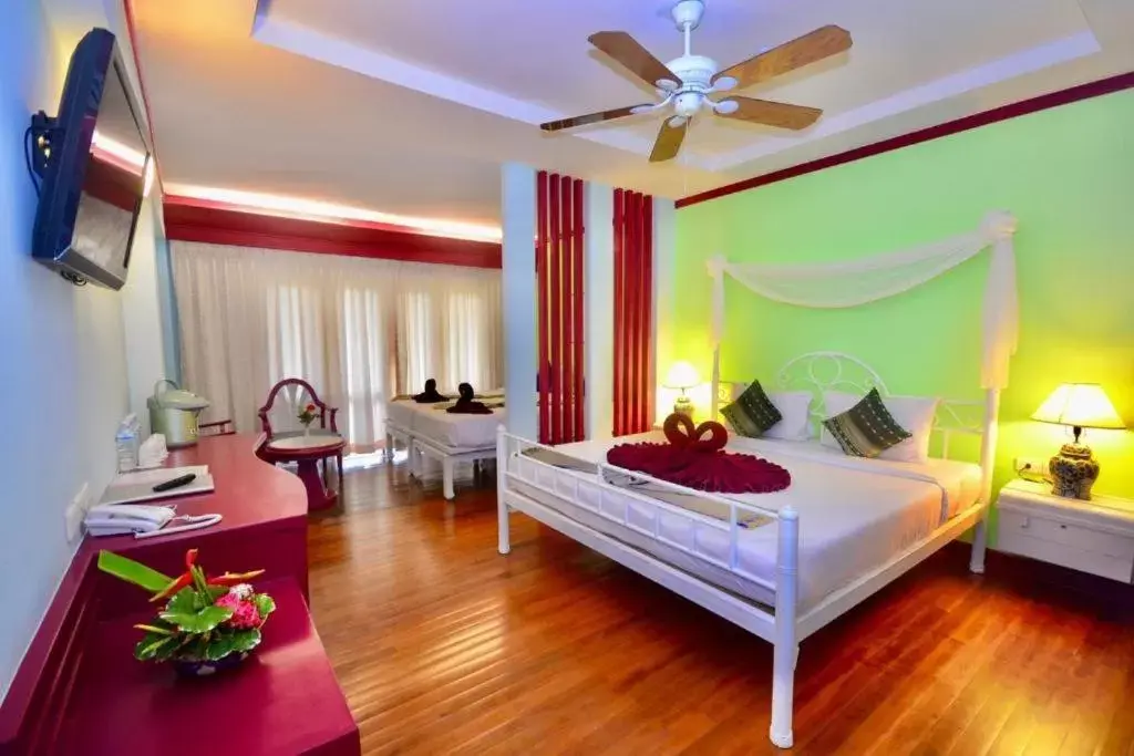 Bed in MW Krabi Beach Resort - SHA Extra Plus