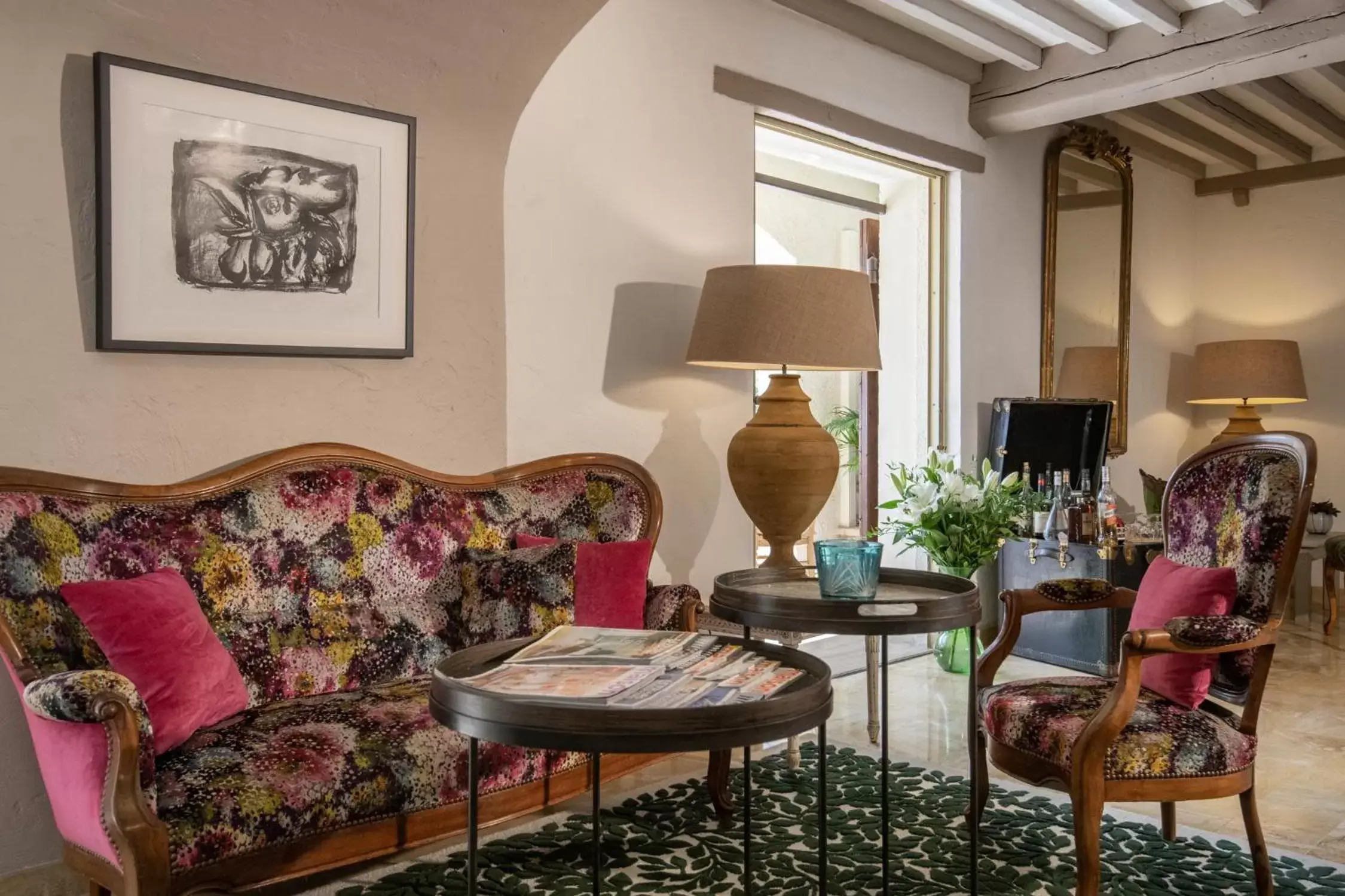 Seating Area in Hotel Les Messugues