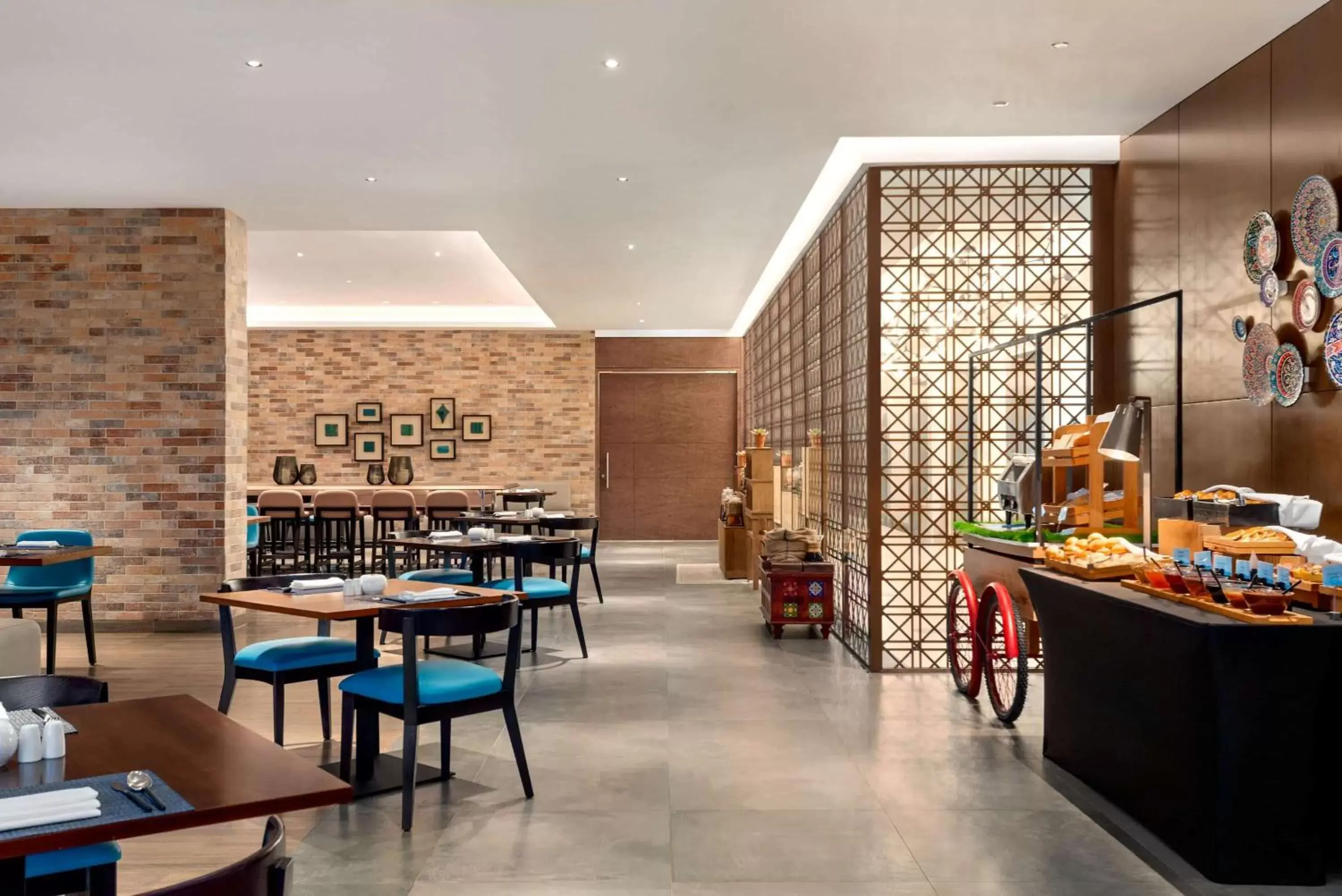 Restaurant/Places to Eat in Wyndham Dubai Deira