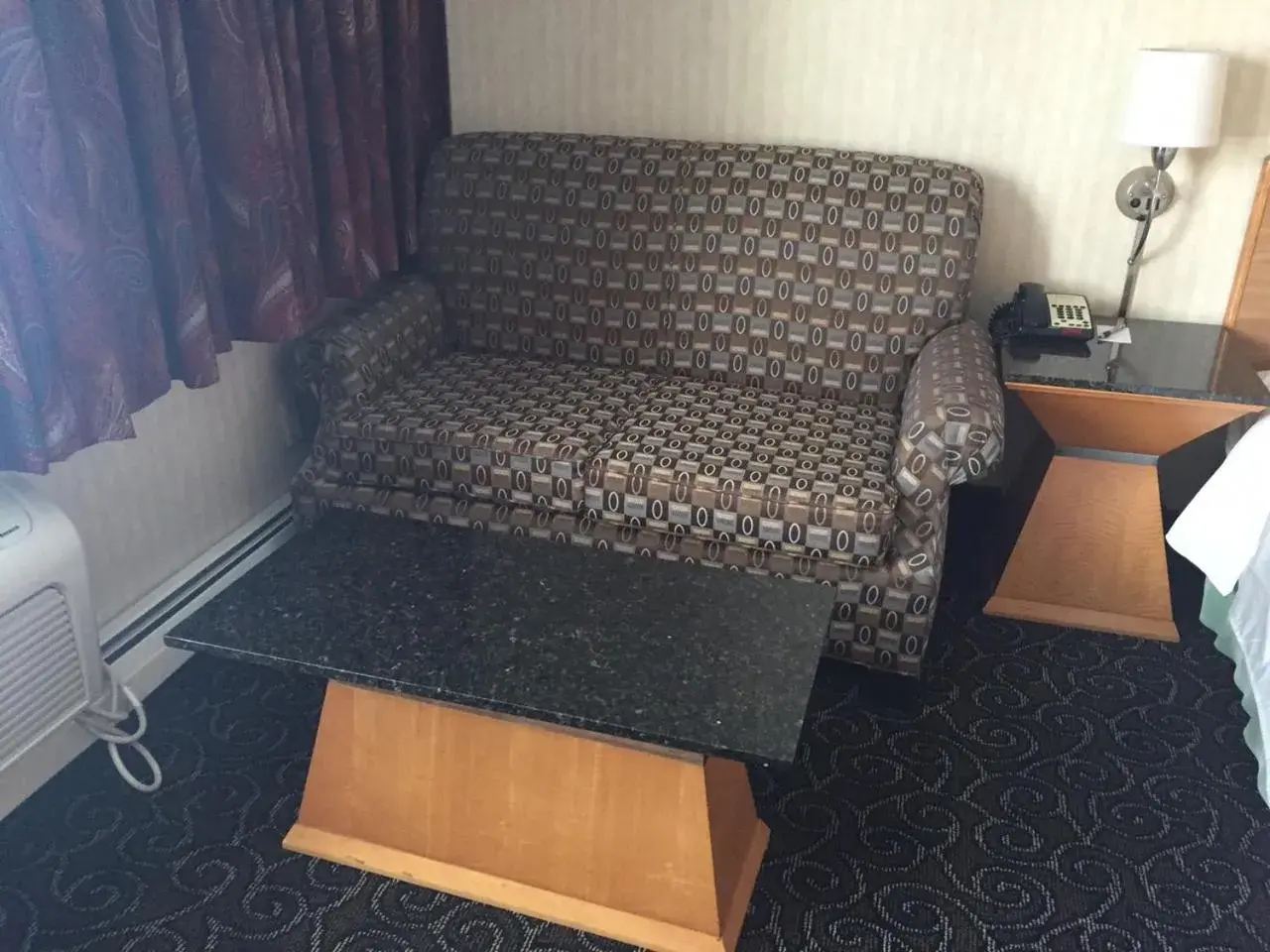 Bedroom, Seating Area in The Black Mountain Inn