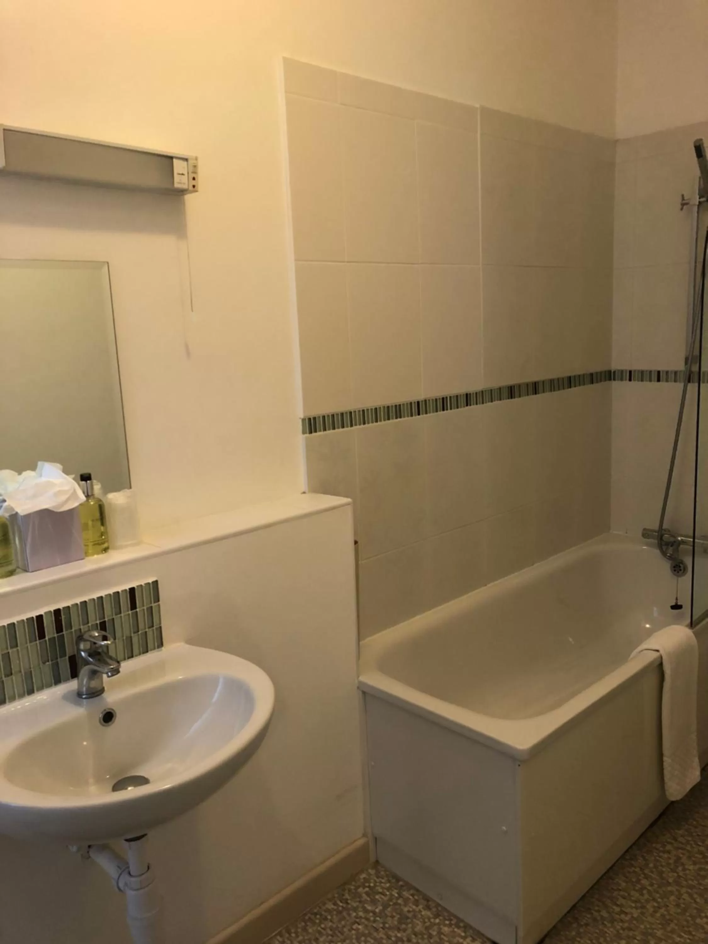 Bathroom in Cottonwood Boutique