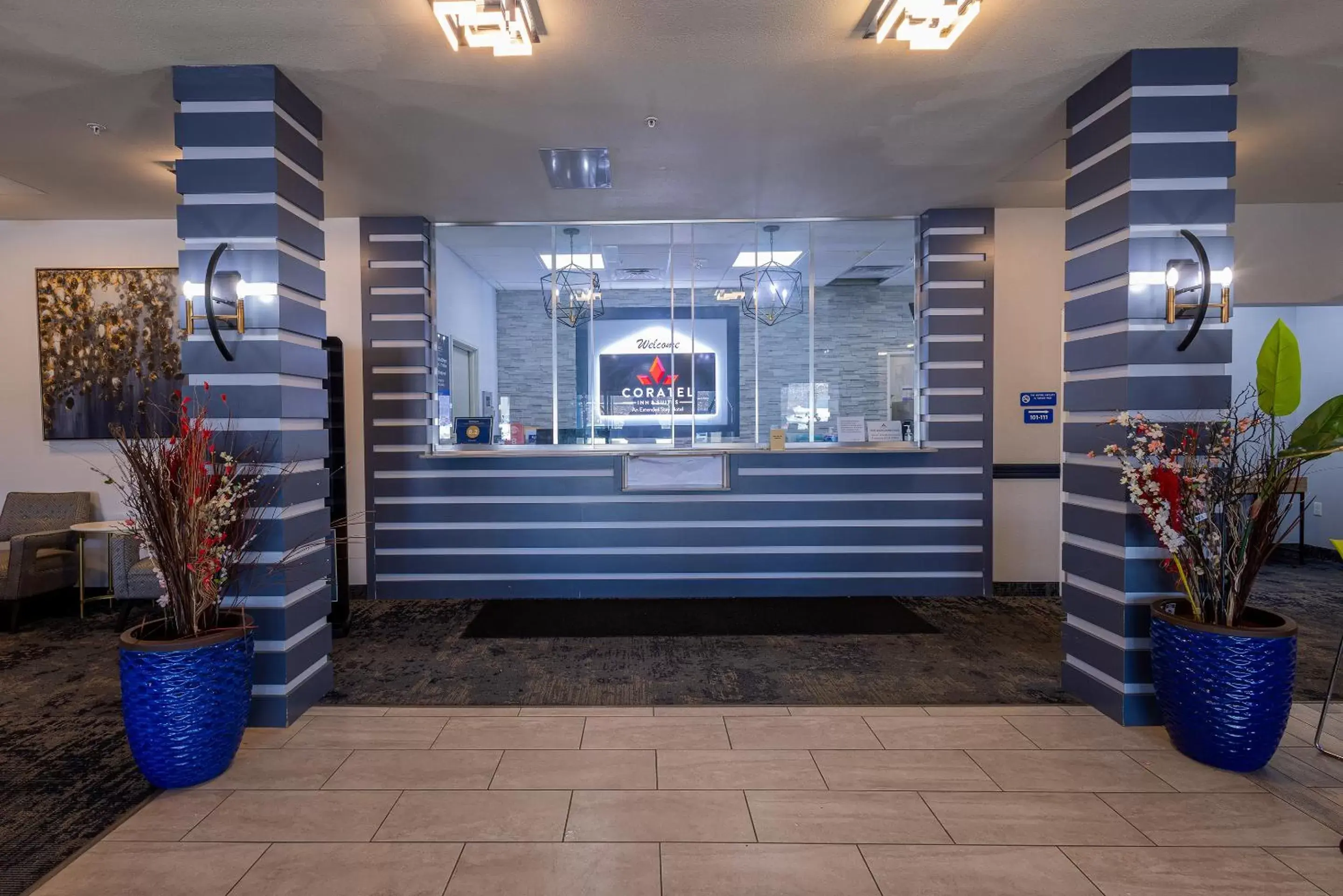 Lobby or reception in Coratel Inn & Suites by Jasper Inver Grove Heights