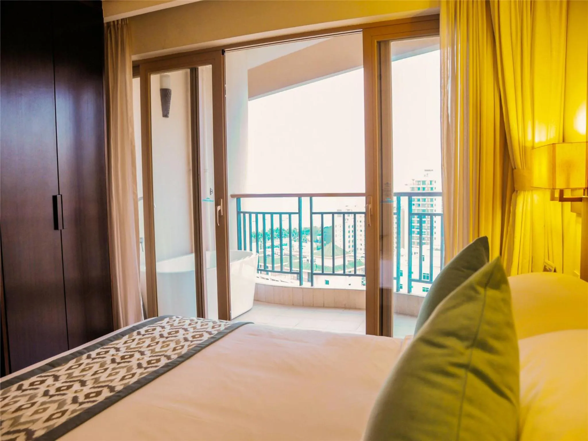 Bedroom, Bed in Howard Johnson Resort Sanya Bay