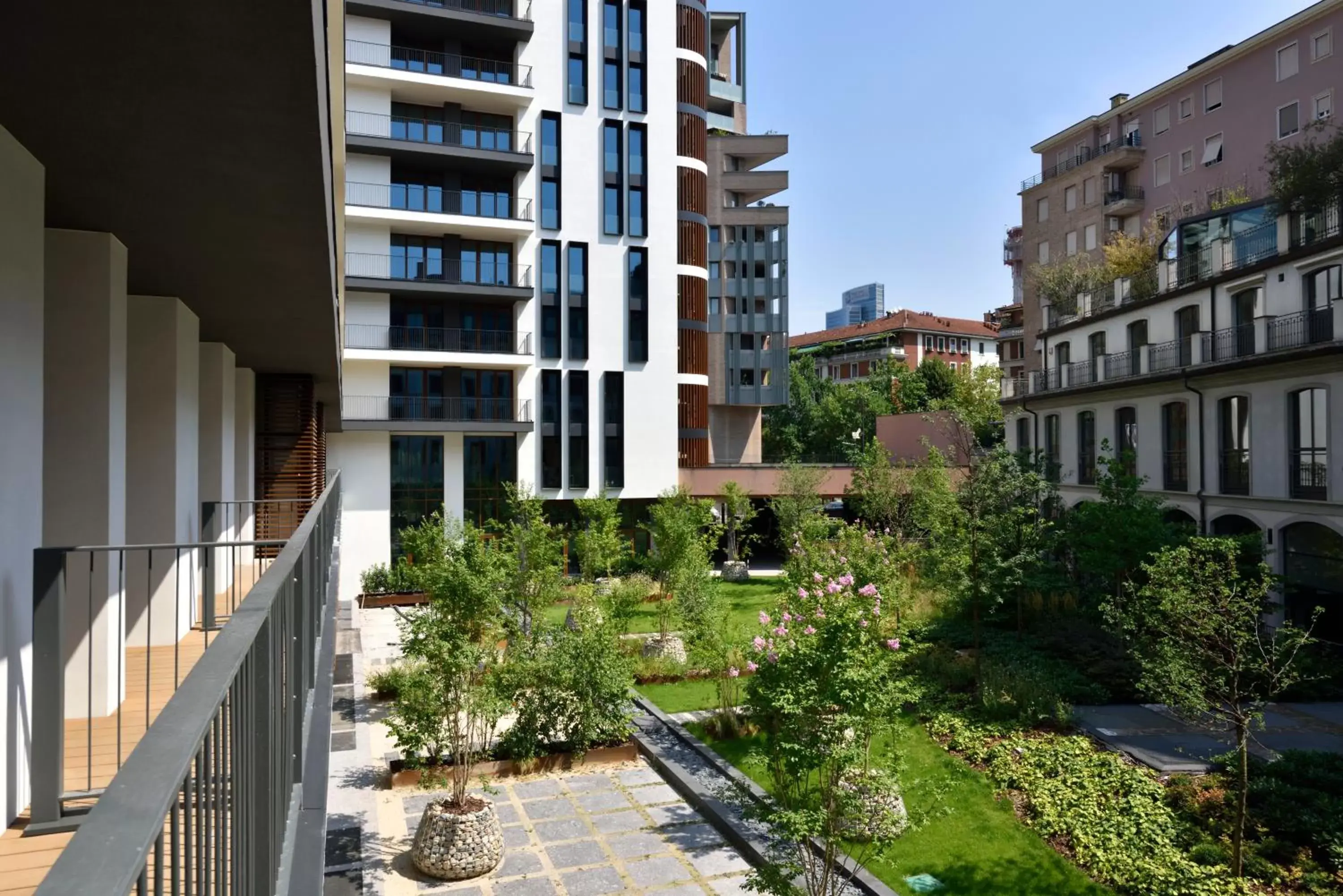 Garden view in Milano Verticale | UNA Esperienze