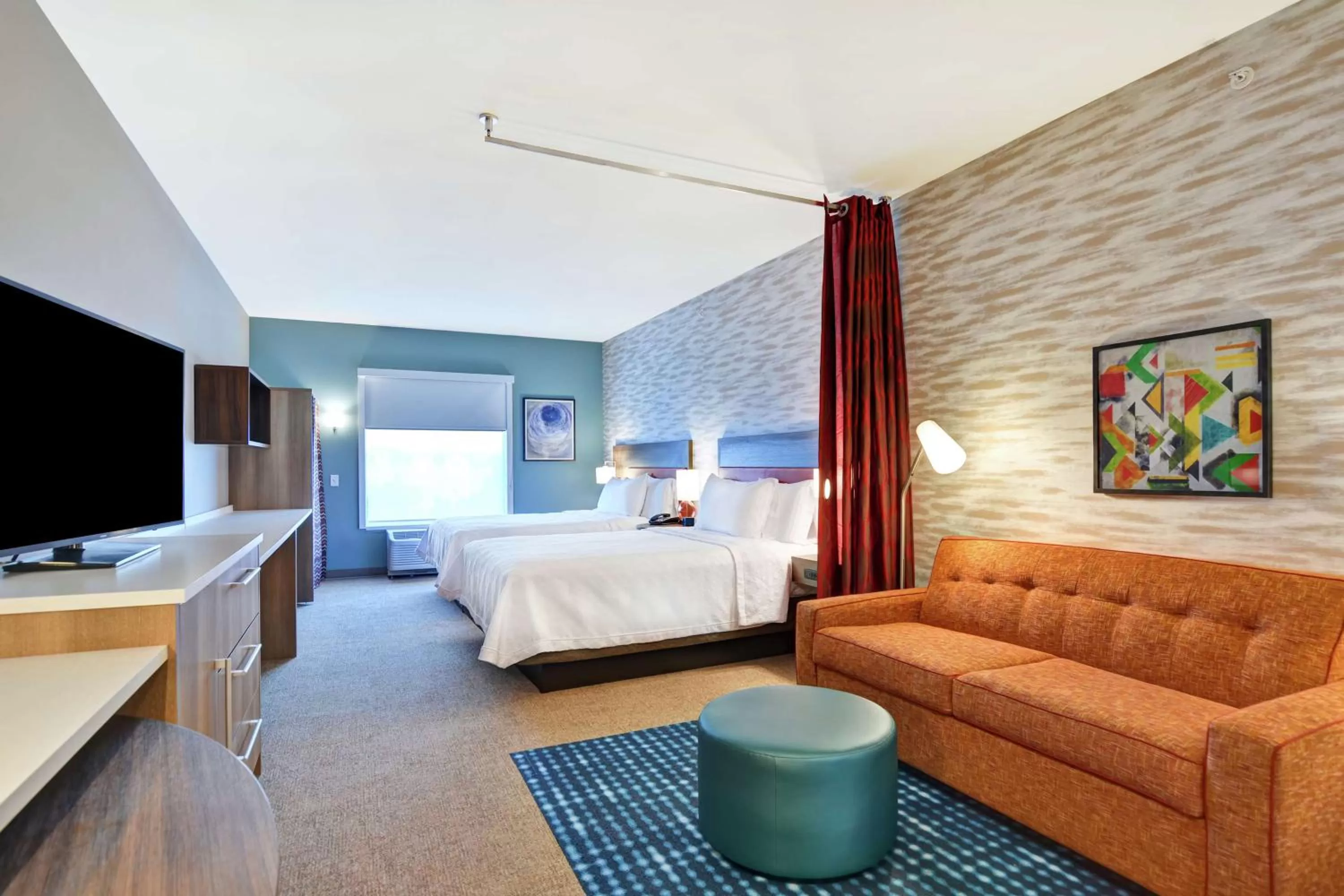 Bedroom, Bed in Home2 Suites By Hilton Charlotte Piper Glen