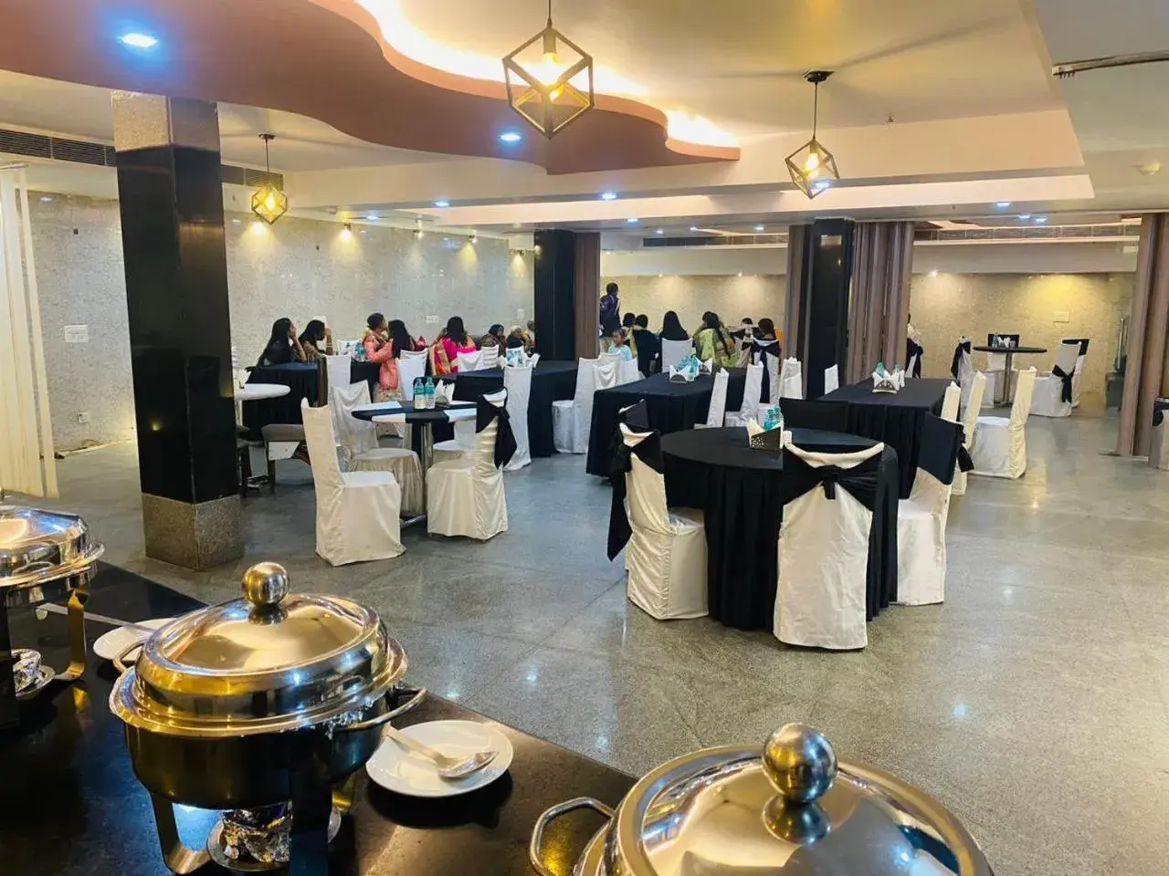 Buffet breakfast, Restaurant/Places to Eat in Airport Hotel Vishal Residency