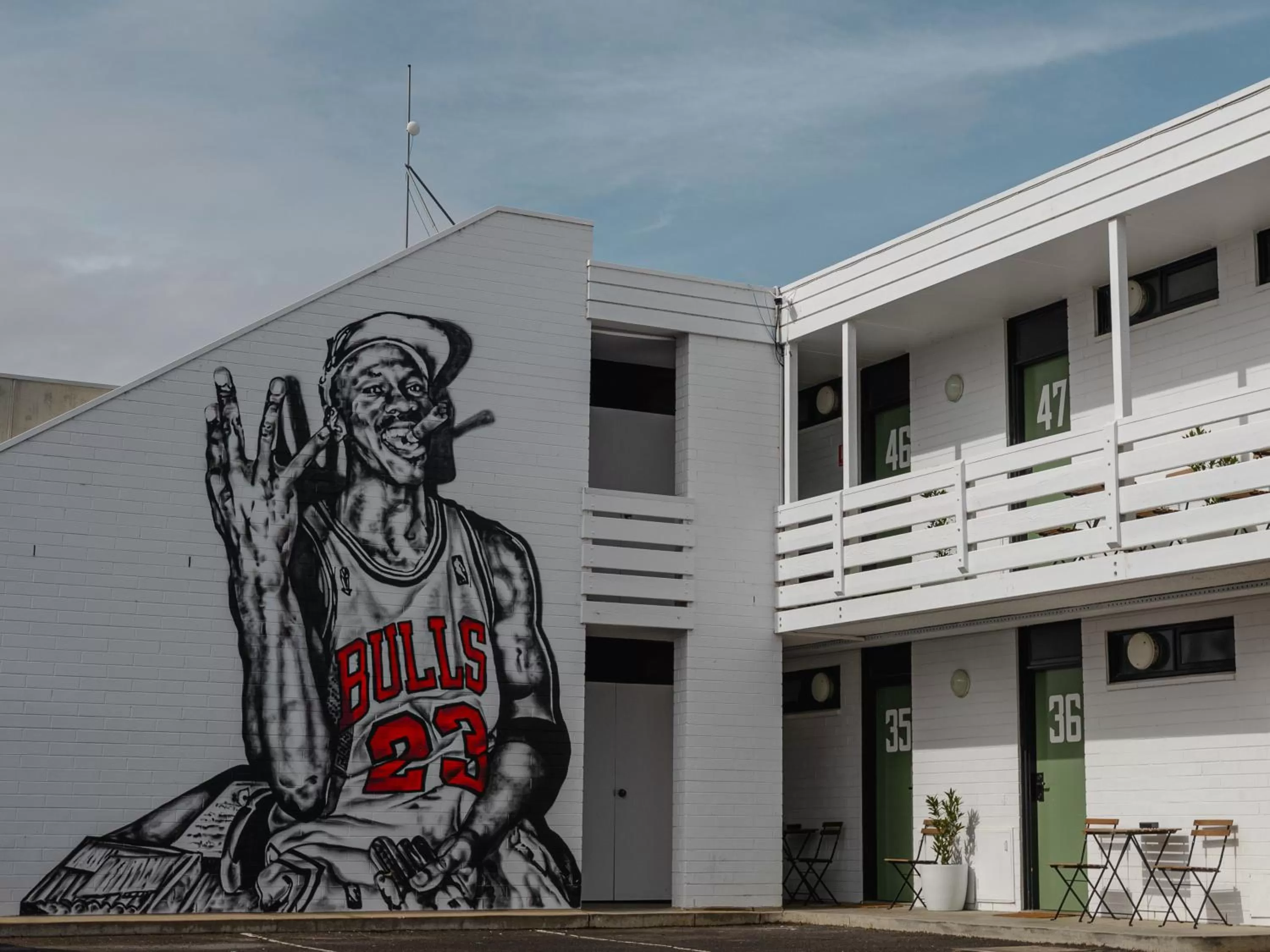 Property Building in Midtown Motor Inn