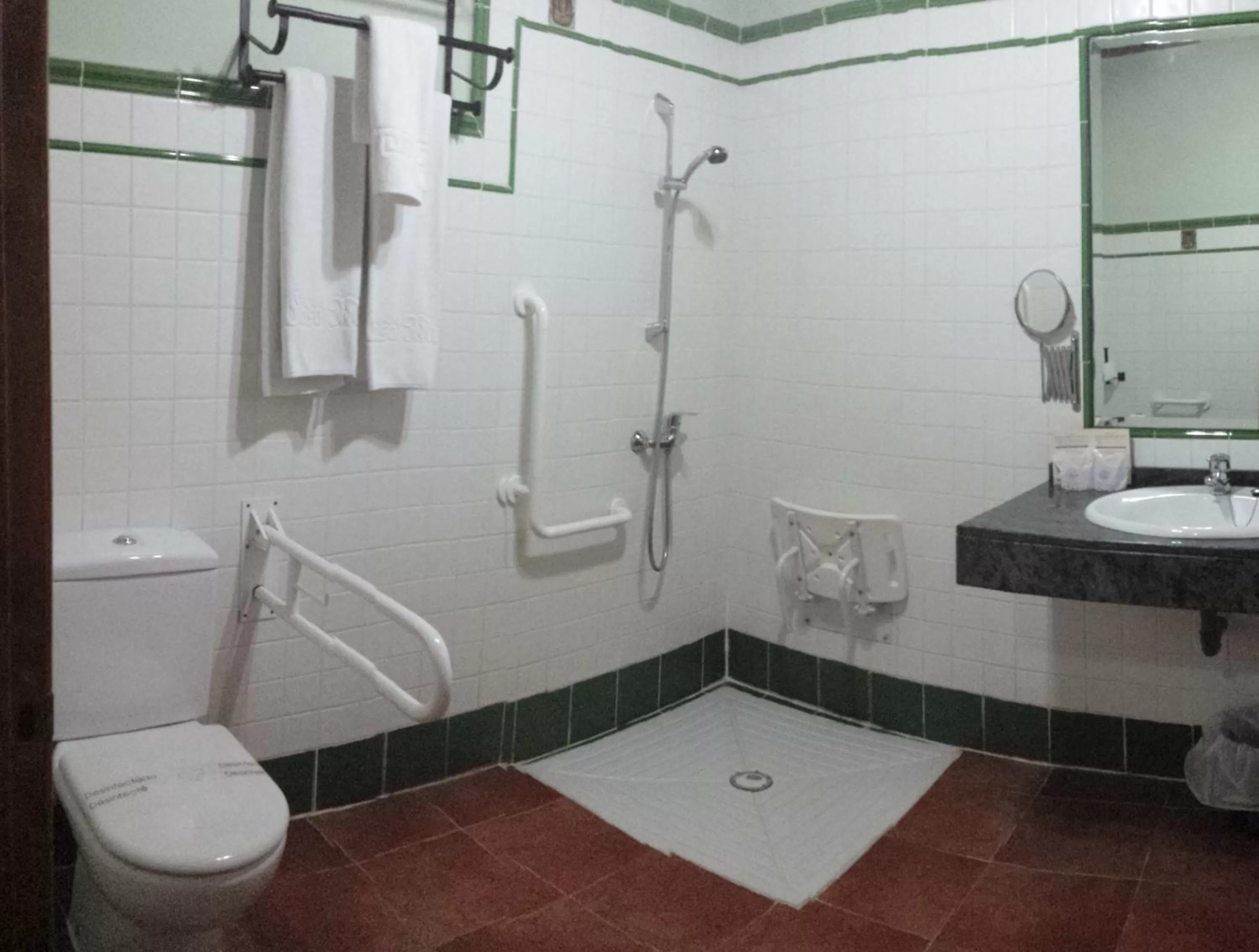 Shower in Hotel Spa La Casa Mudéjar