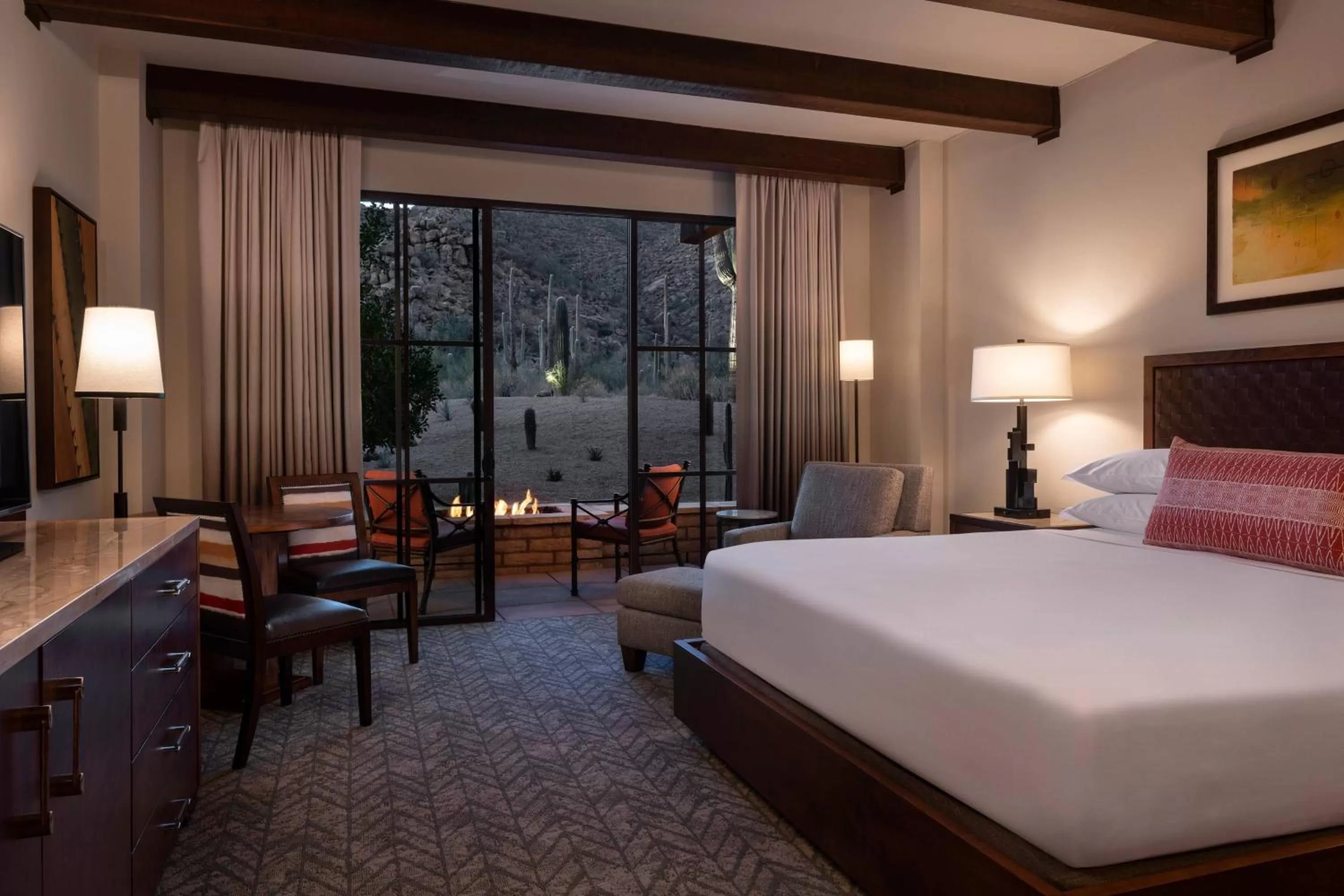 Photo of the whole room, Bed in The Ritz-Carlton, Dove Mountain
