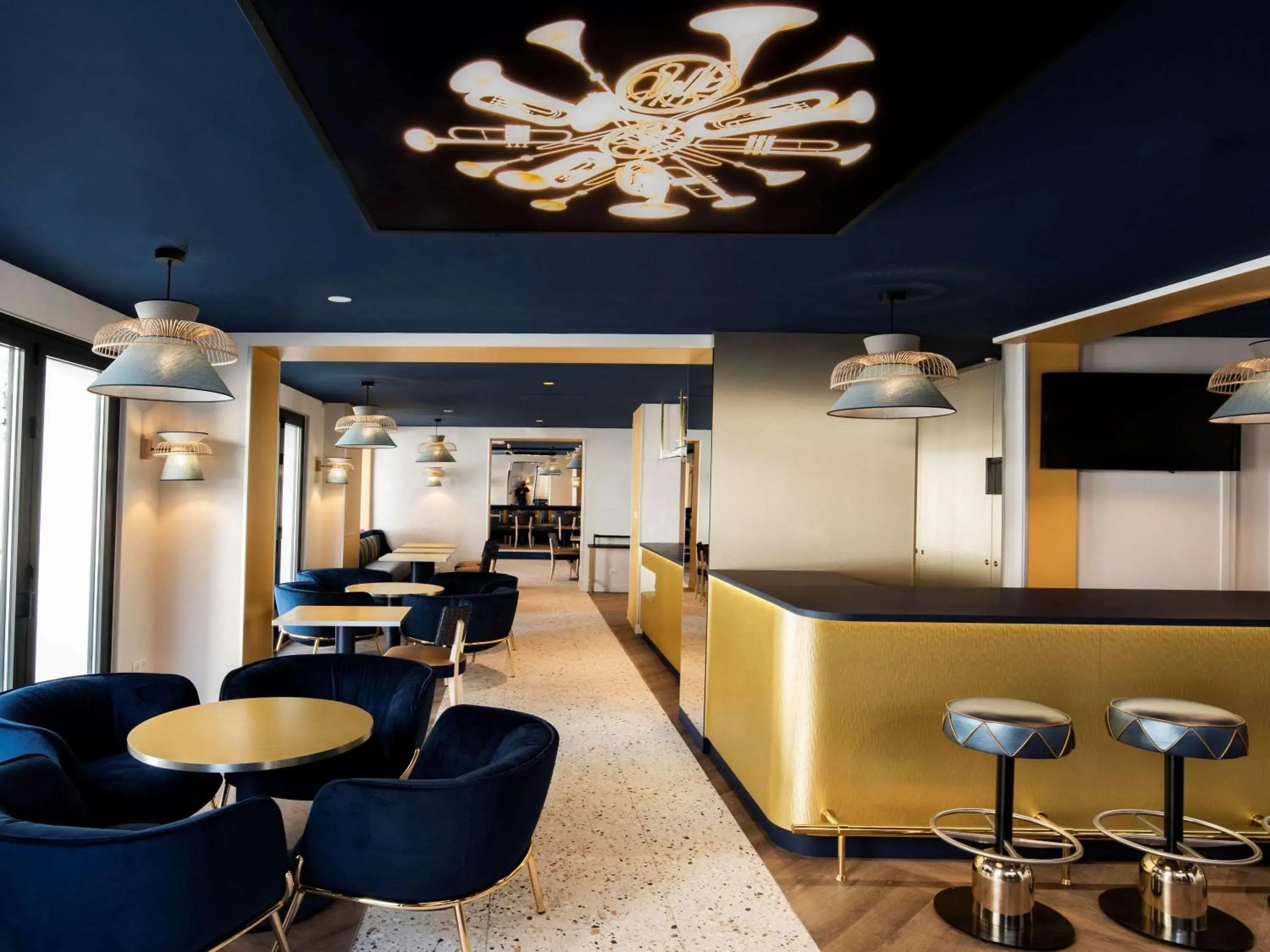 Property building in Mercure Paris Opera Lafayette Property building in Mercure Paris Opera Lafayette