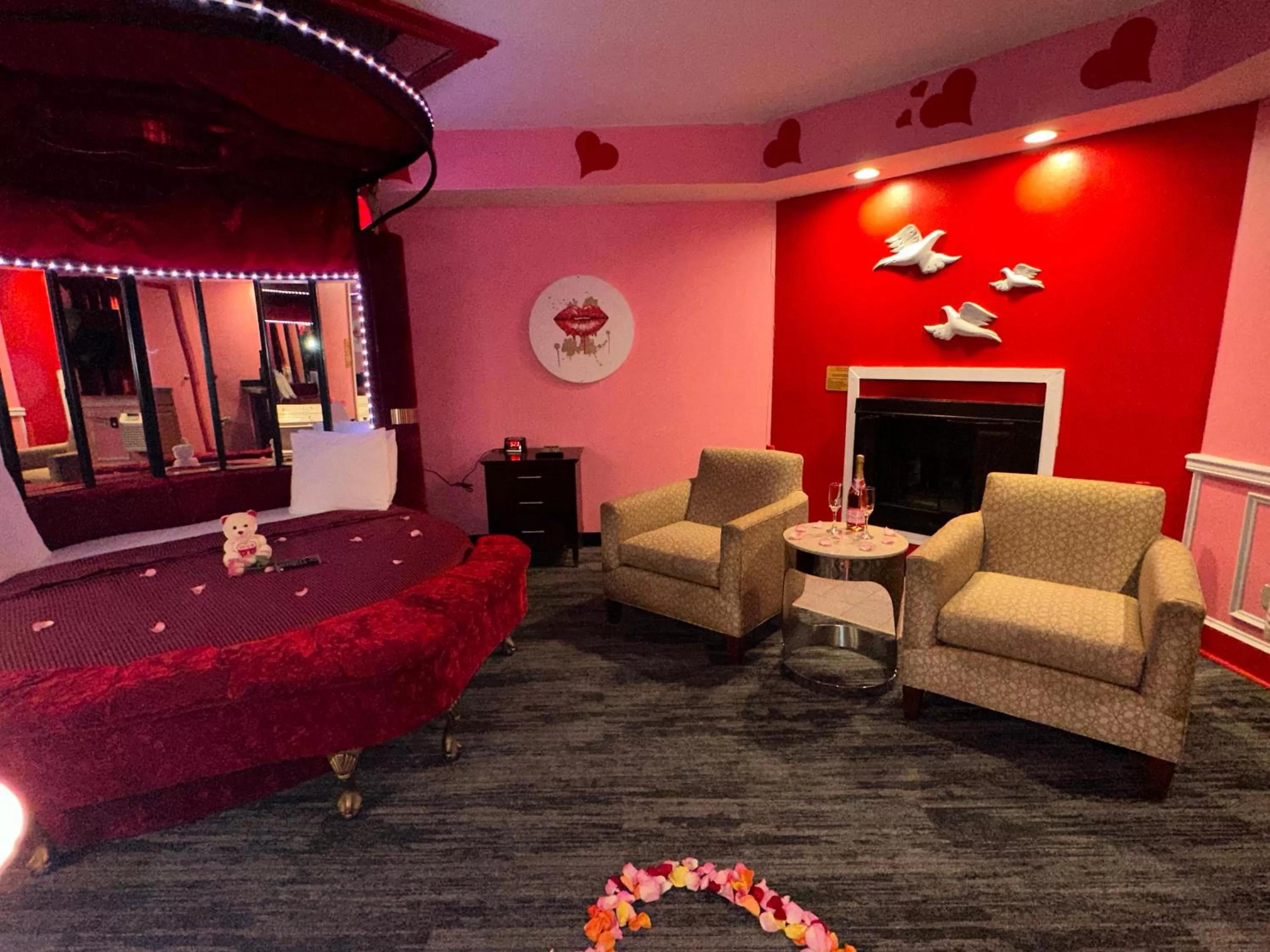 Living room in Inn of the Dove - Romantic Luxury Suites with Jacuzzi & Seasonal Fireplace at Harrisburg-Hershey-Philadelphia, PA