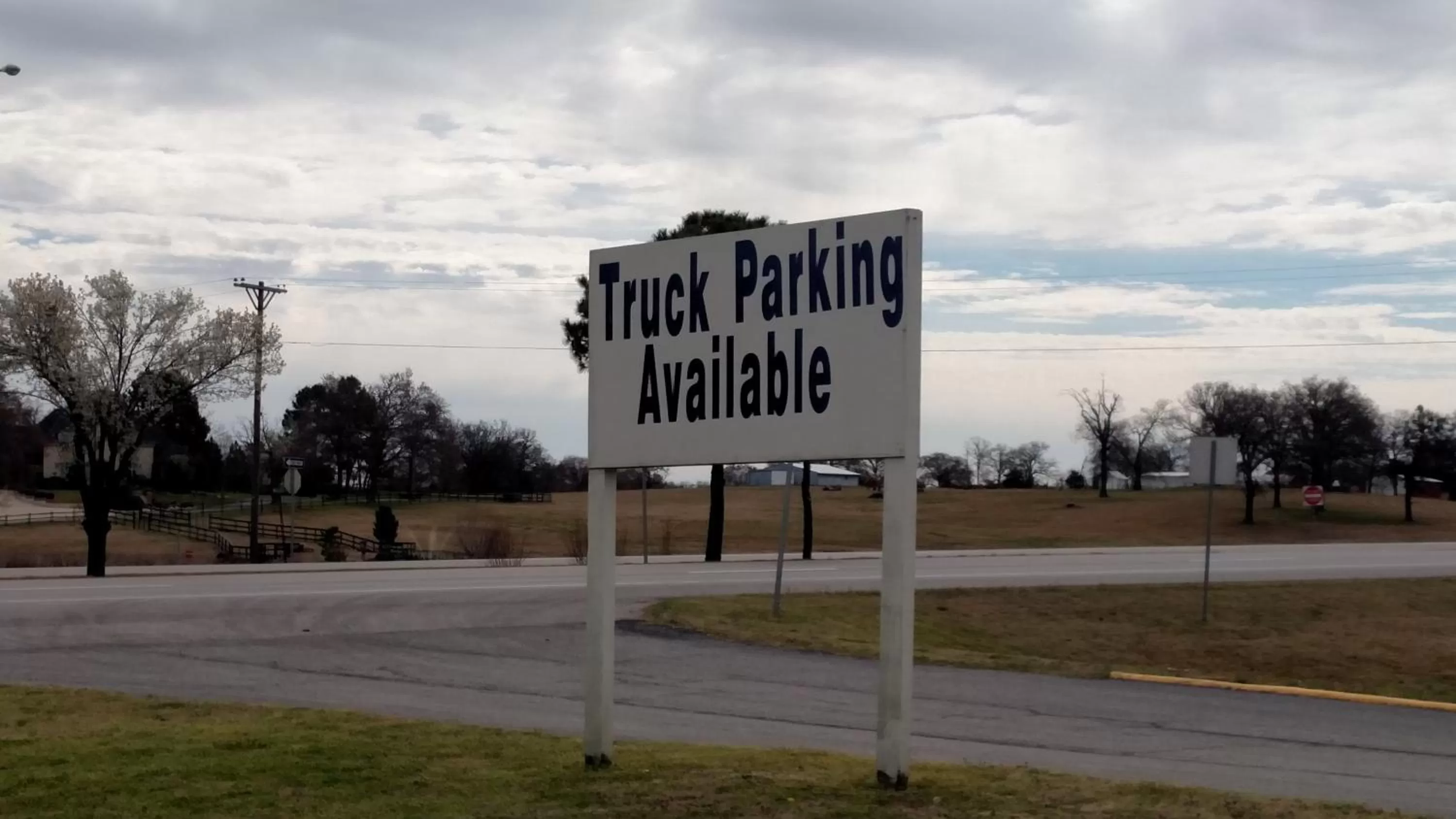 Logo/Certificate/Sign in Super 8 by Wyndham Atoka