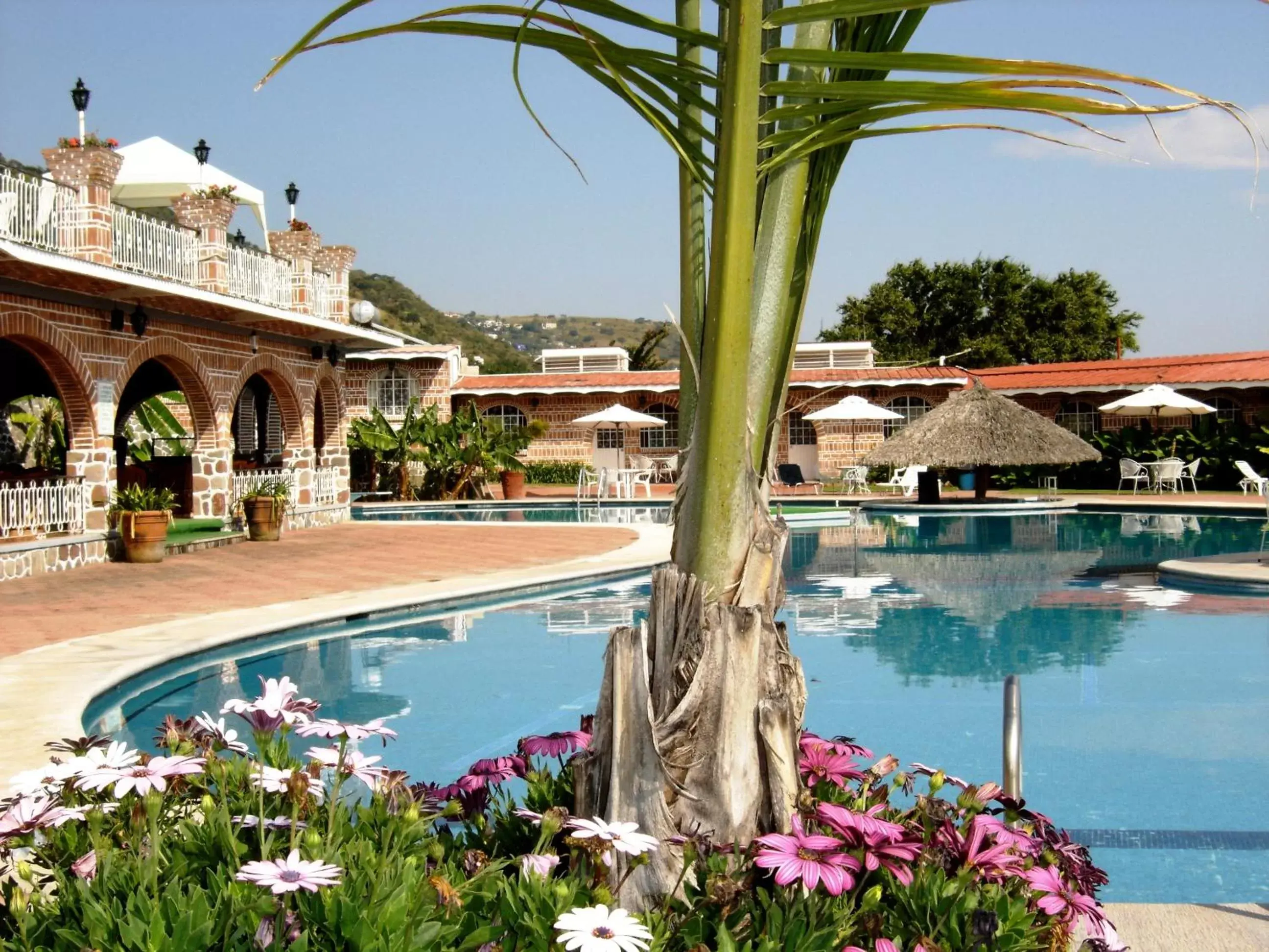 Swimming Pool in Mama Chuy Hotel & Villas