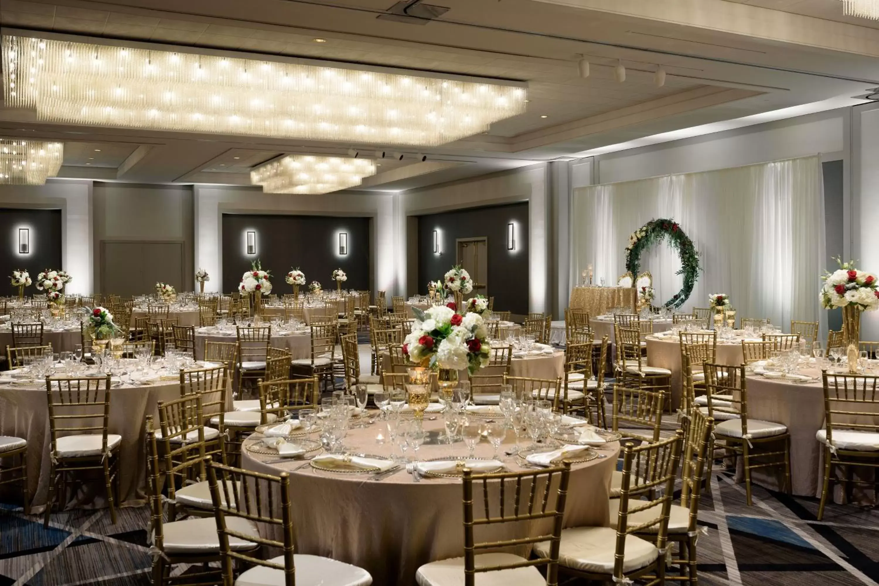 Banquet/Function facilities, Restaurant/Places to Eat in Sheraton Cerritos