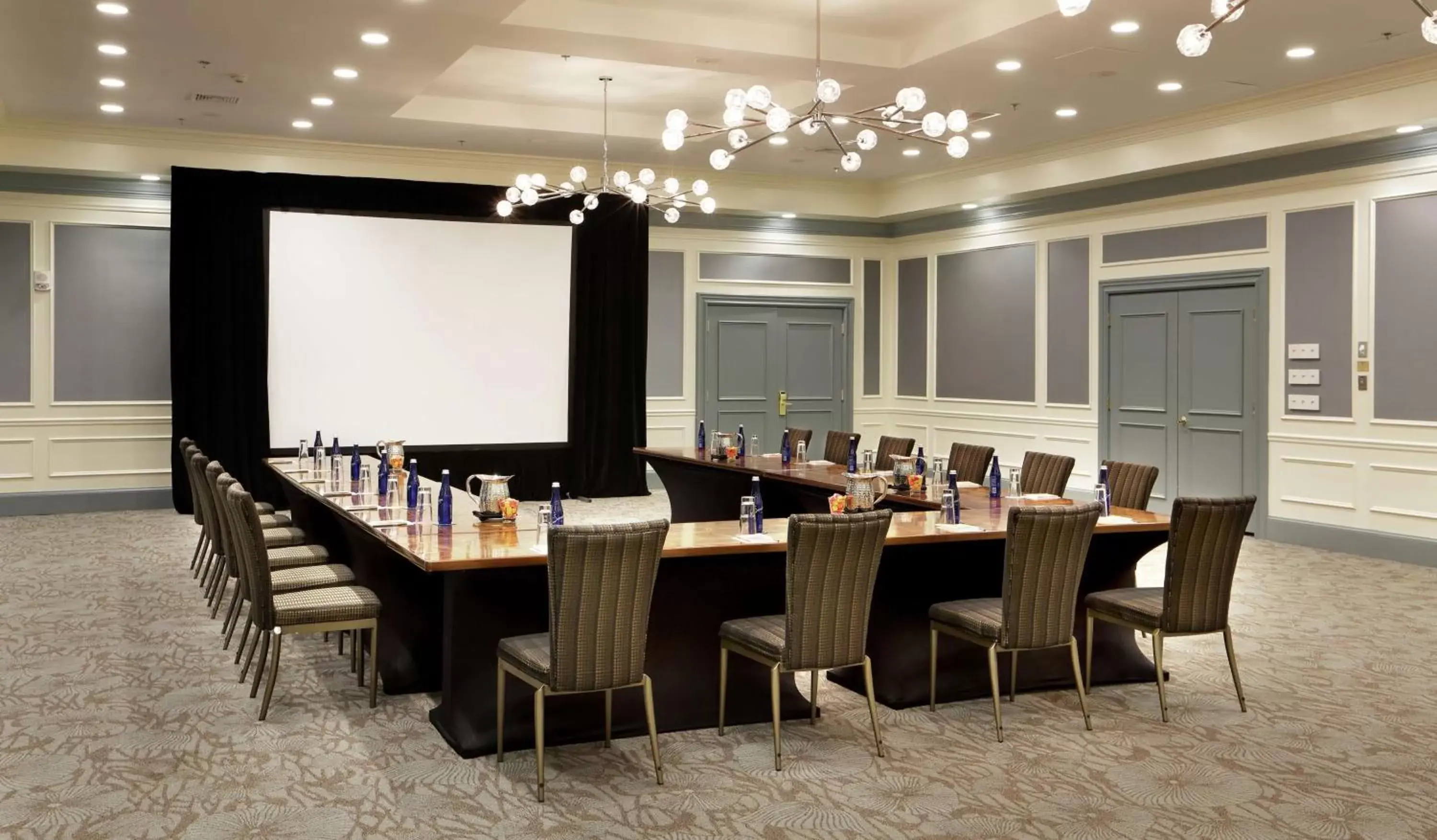 Meeting/conference room in The Verve Boston Natick, Tapestry Collection by Hilton