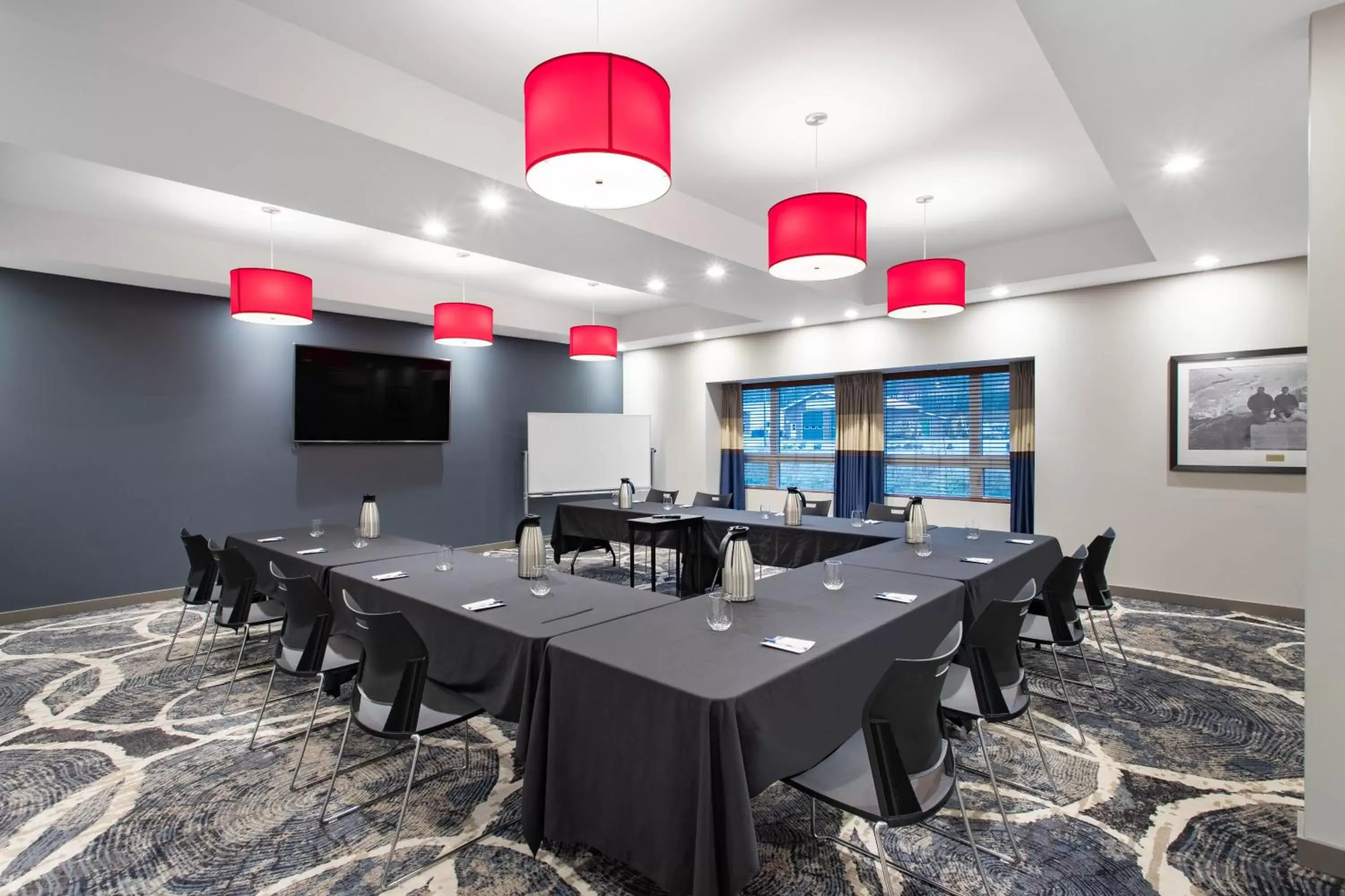 Meeting/conference room in Microtel Inn & Suites by Wyndham Portage La Prairie