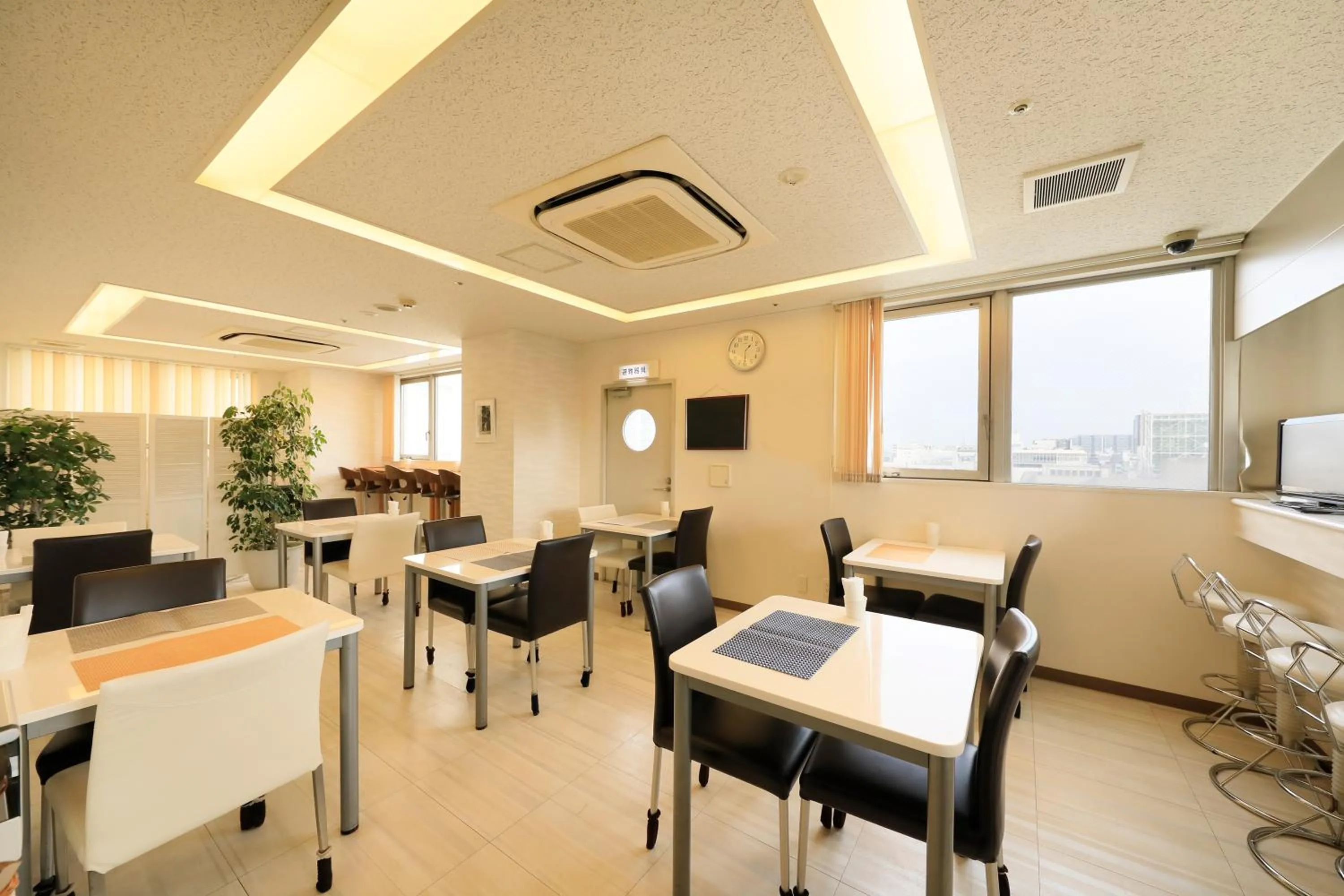 Restaurant/places to eat in Hotel Famy Inn Kinshicho