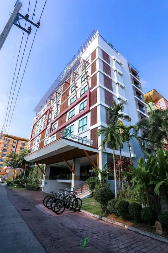 Property Building in CRYSTAL JADE  RAYONG HOTEL