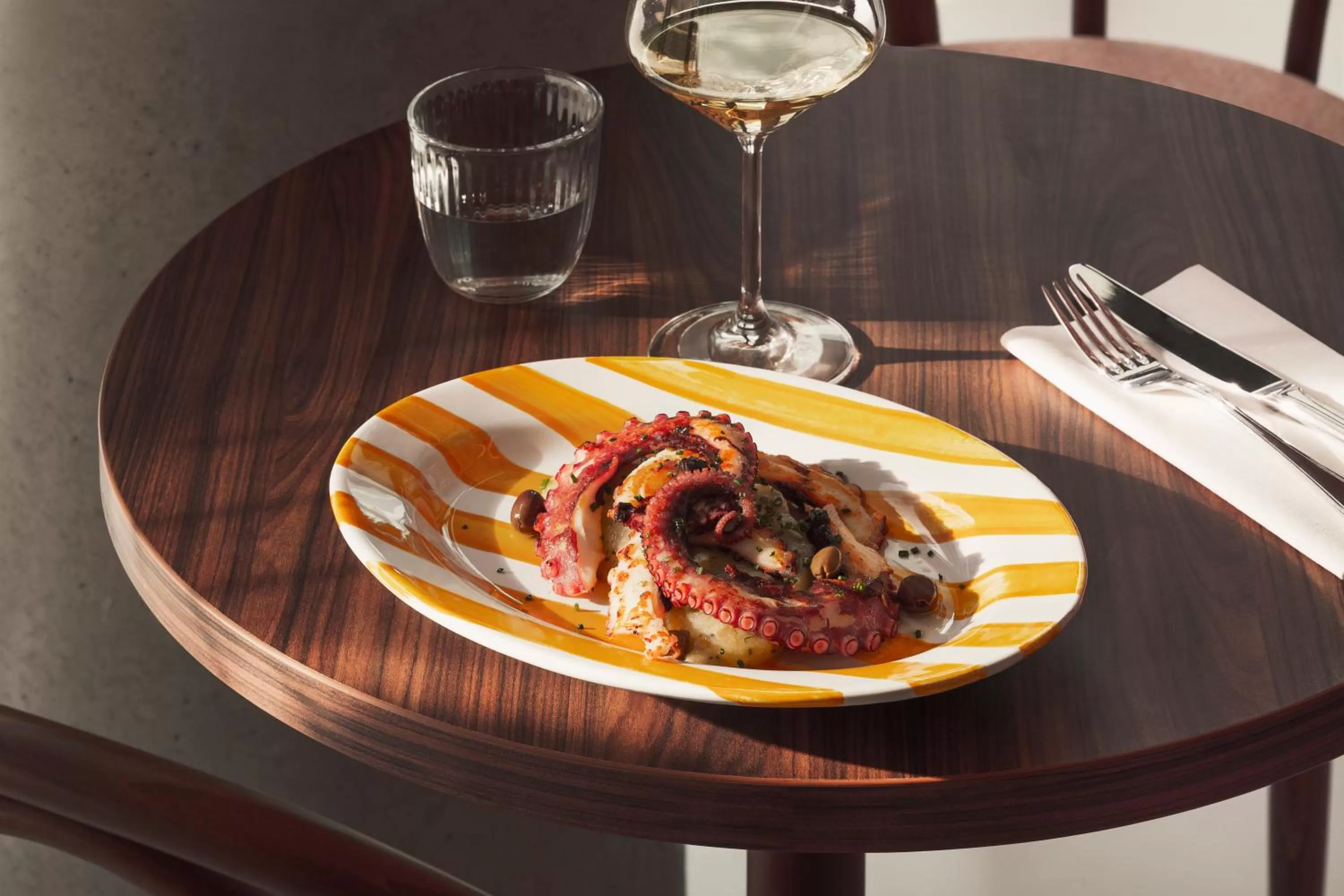 Food in OKKO Hotels Paris La Défense