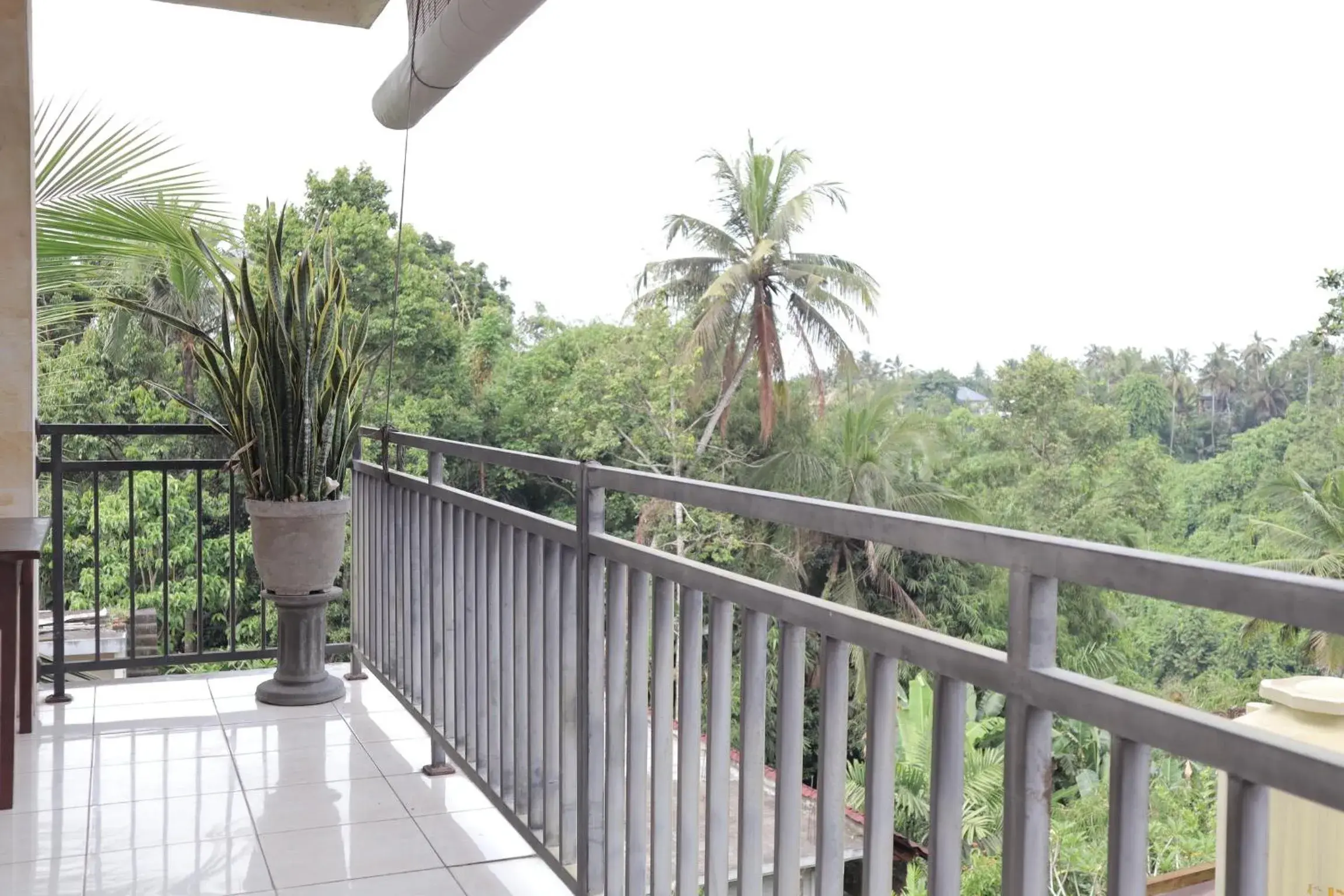 Property building, Balcony/Terrace in Wijaya Guest House