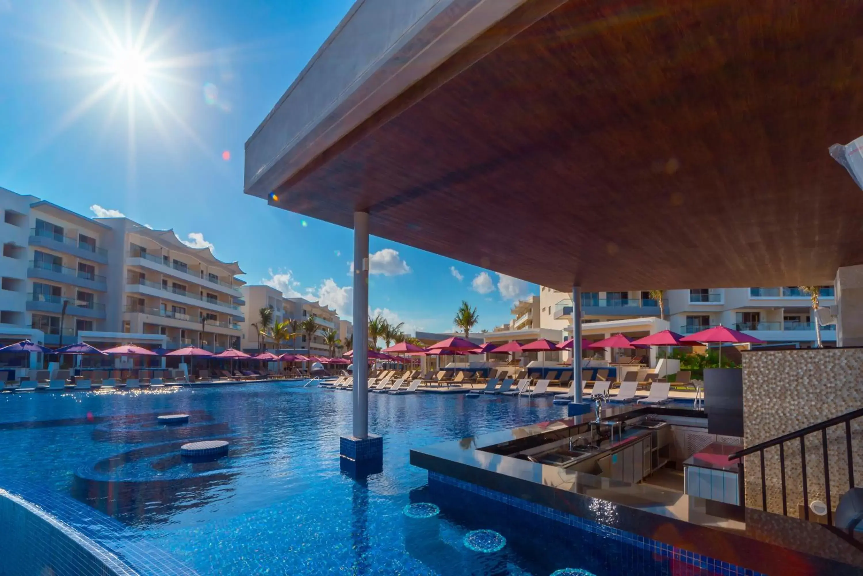 Swimming Pool in Planet Hollywood Cancun, An Autograph Collection All-Inclusive Resort