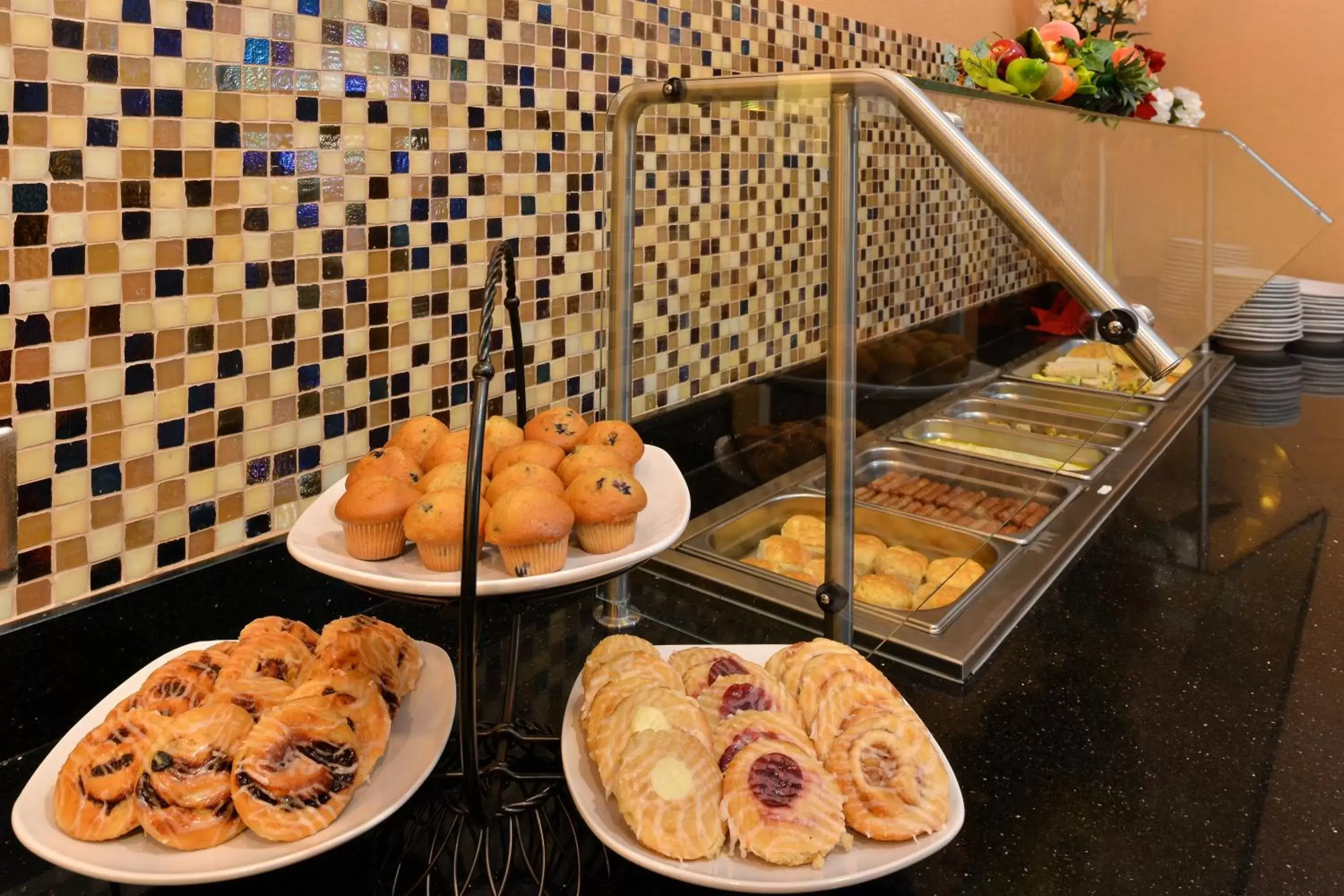 Restaurant/places to eat, Food in Holiday Inn Montgomery South Airport, an IHG Hotel