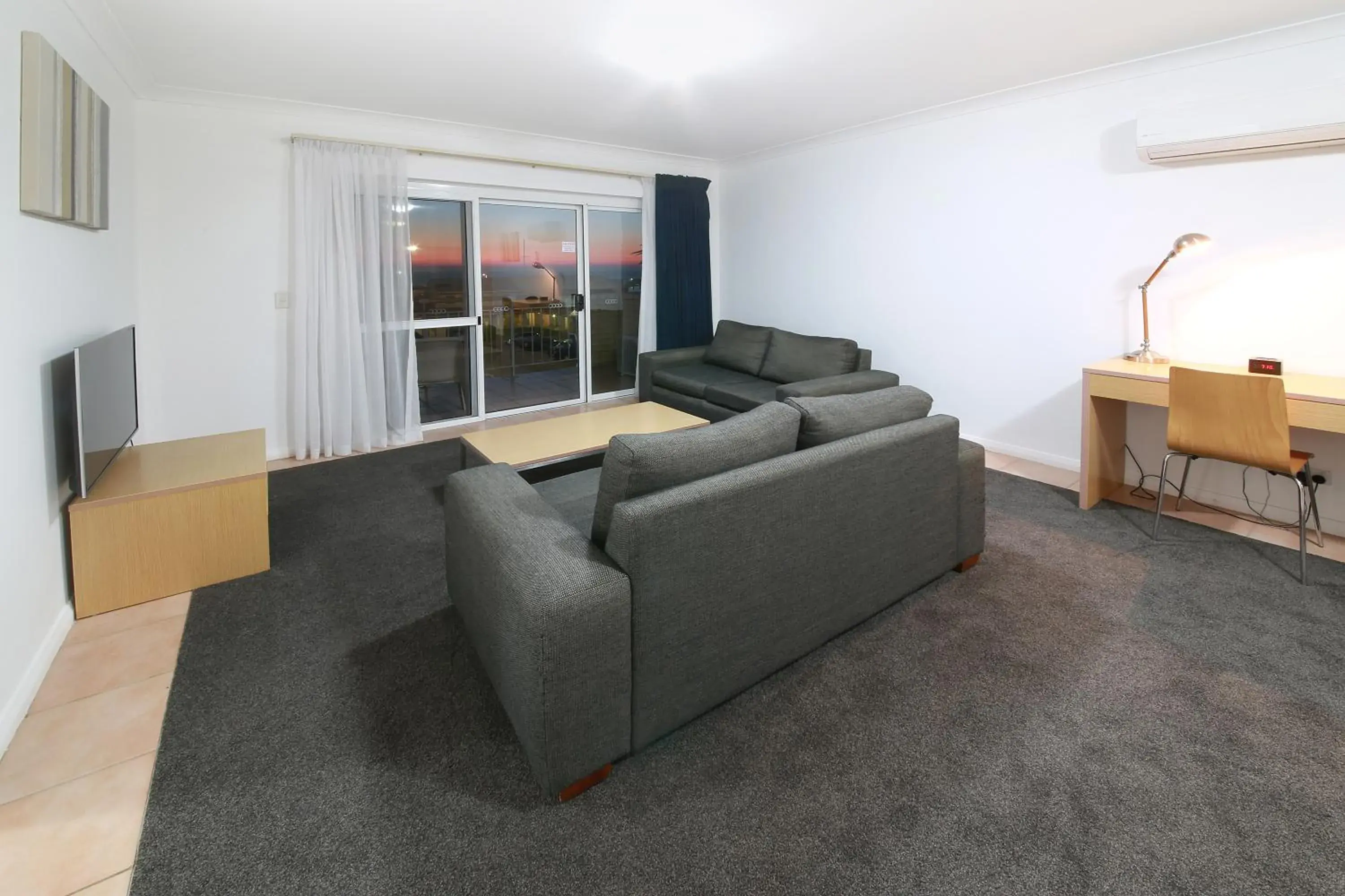 Living room, Seating Area in Nautica Residences Hillarys