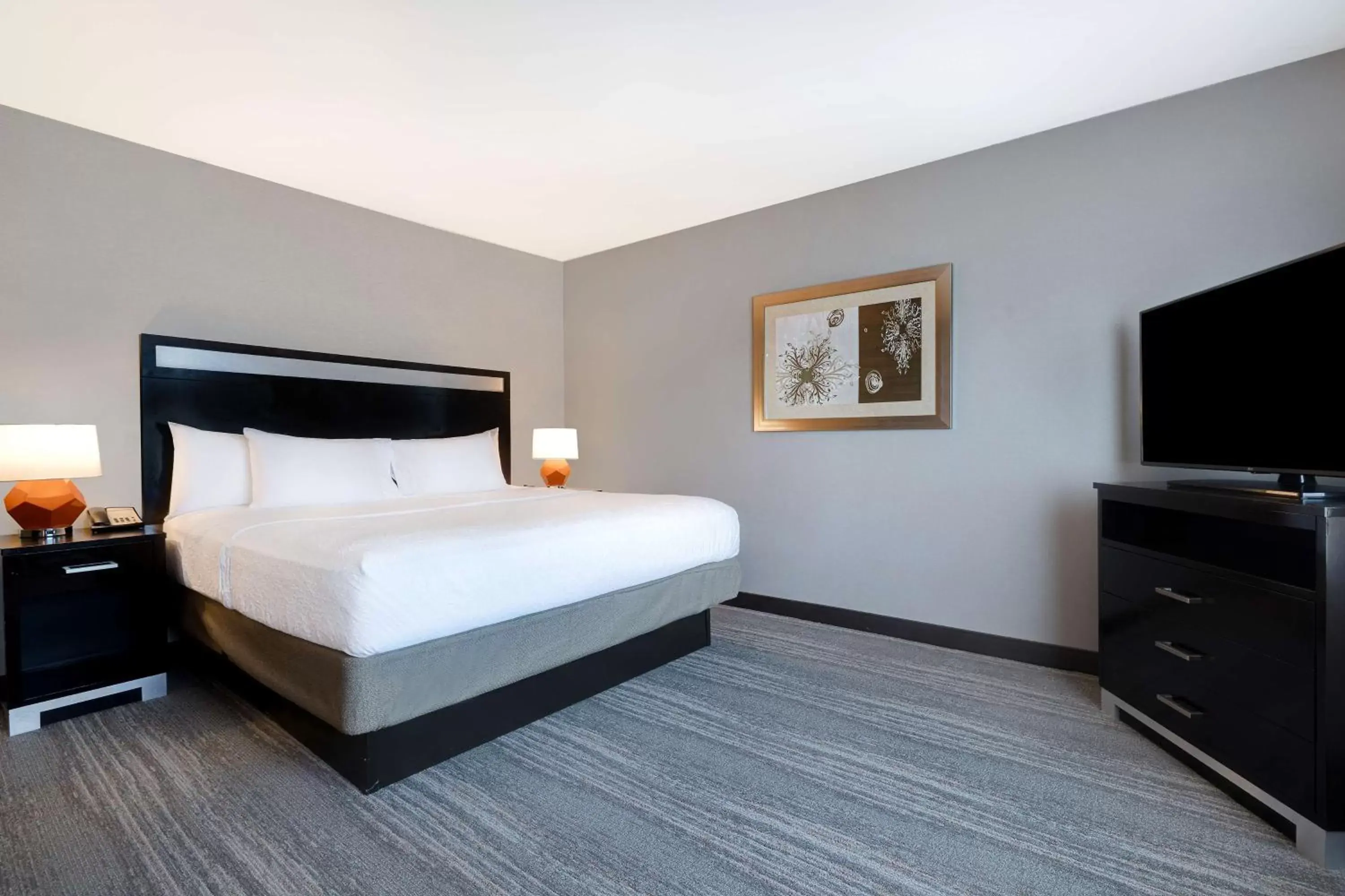 Bedroom, Bed in Hampton Inn & Suites Seattle/Federal Way