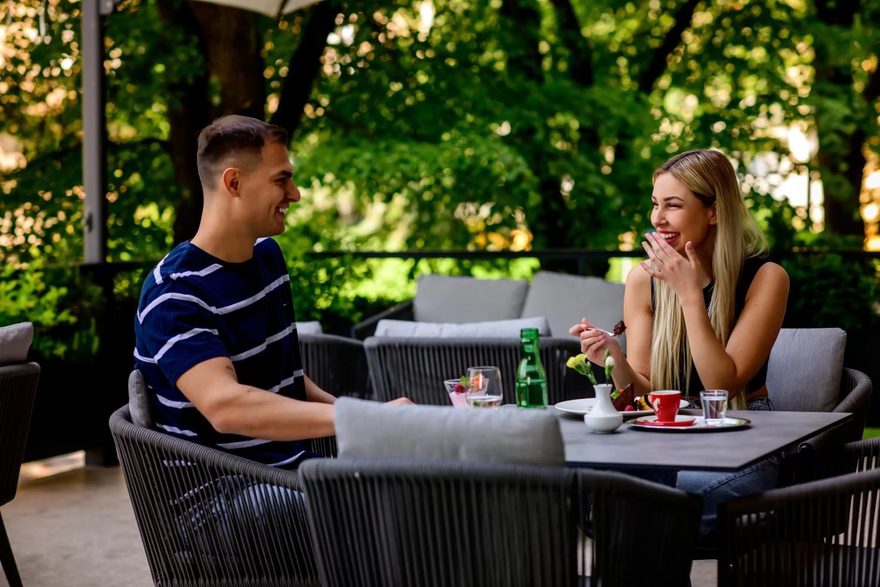 Seating area in Hotel Karpatia