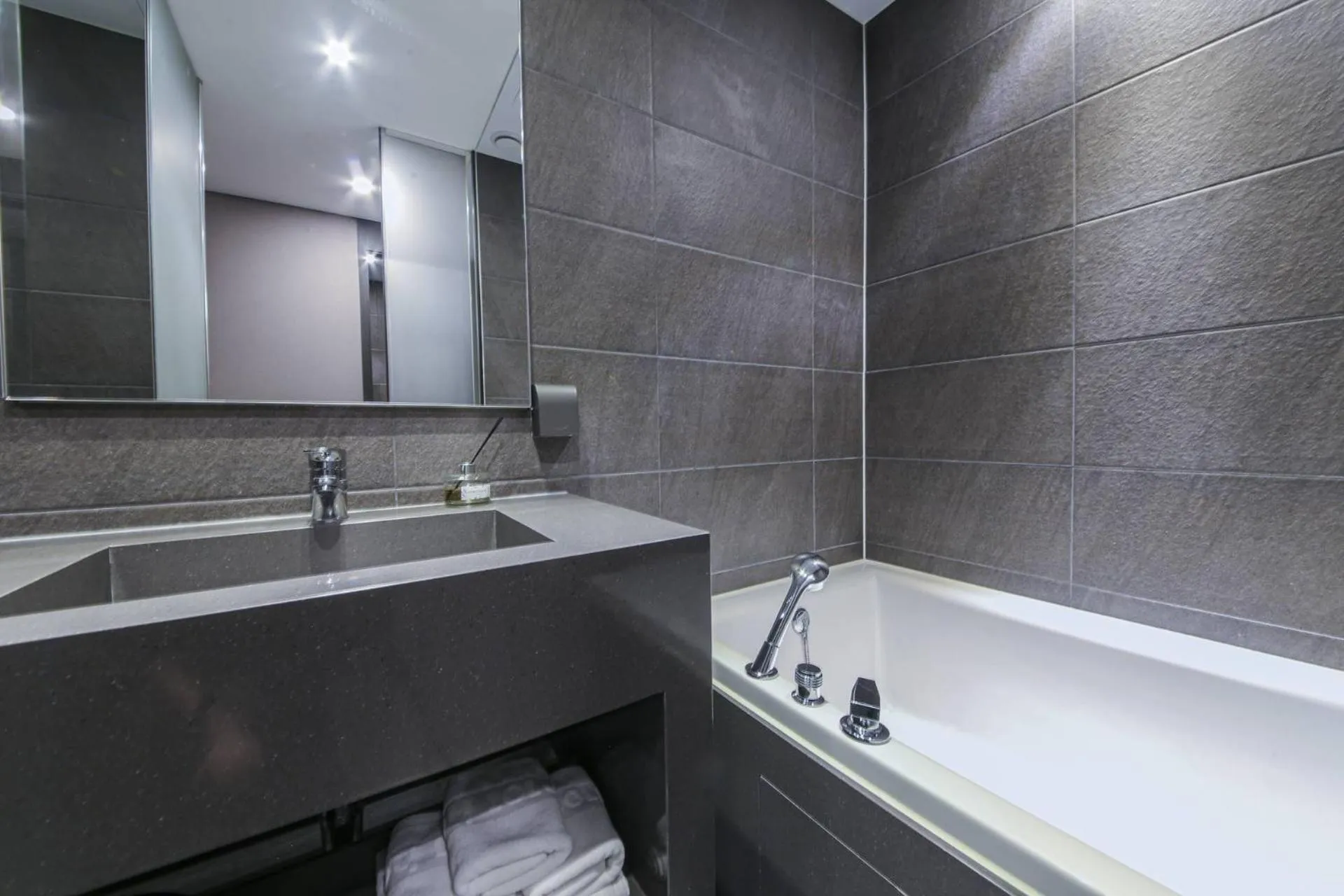 Bathroom in Zam101Hotel