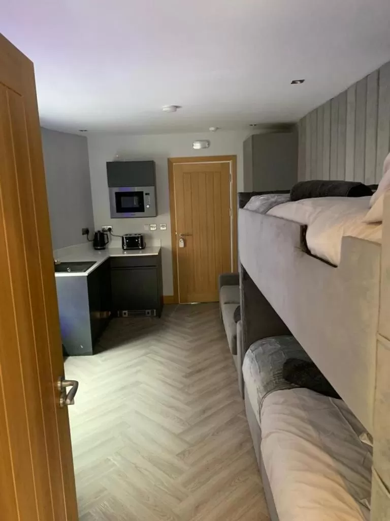 Bed in Belvedere Aparthotel - 83 Mount Pleasant