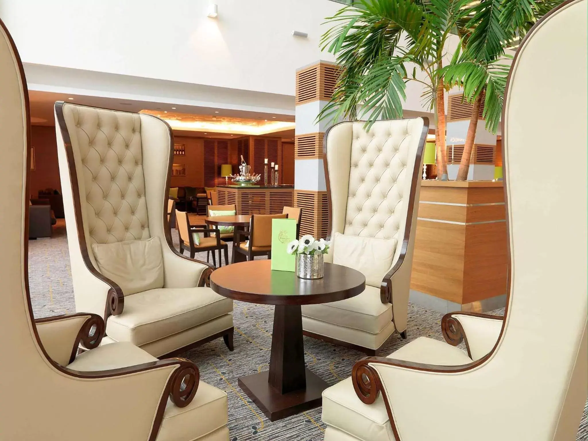 Lounge or bar, Seating Area in Sofitel London Heathrow