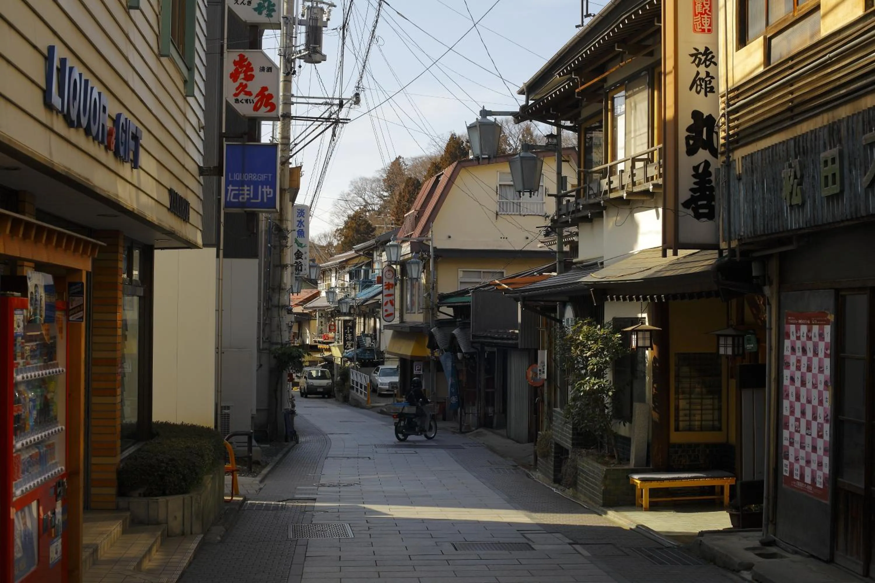 Decorative detail in Sakaeya