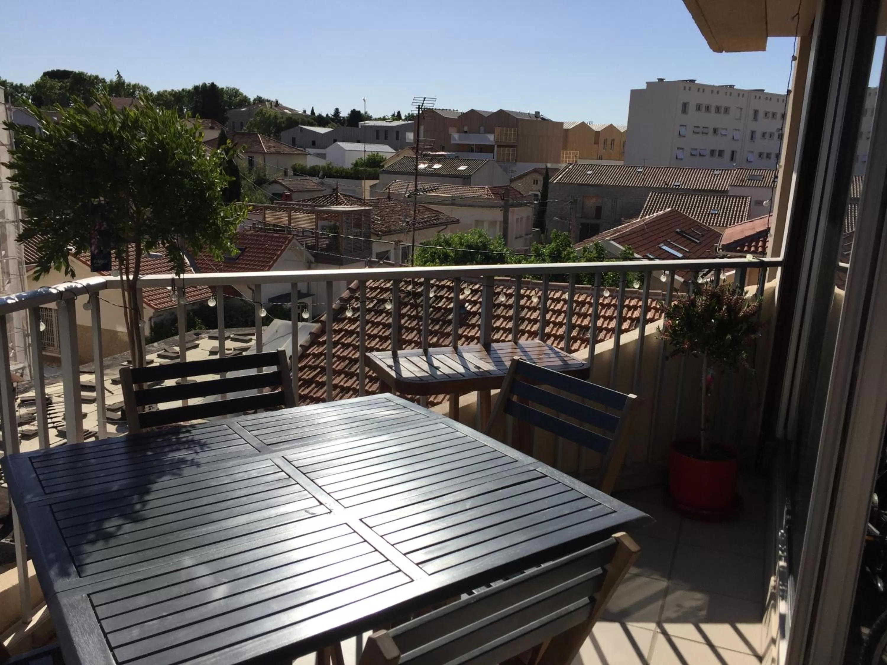 Patio in 1 Chambre, 1 P'tit dèj', 1 Sourire