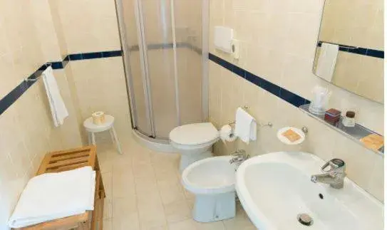 Bathroom in Hotel Belvedere Dolomiti